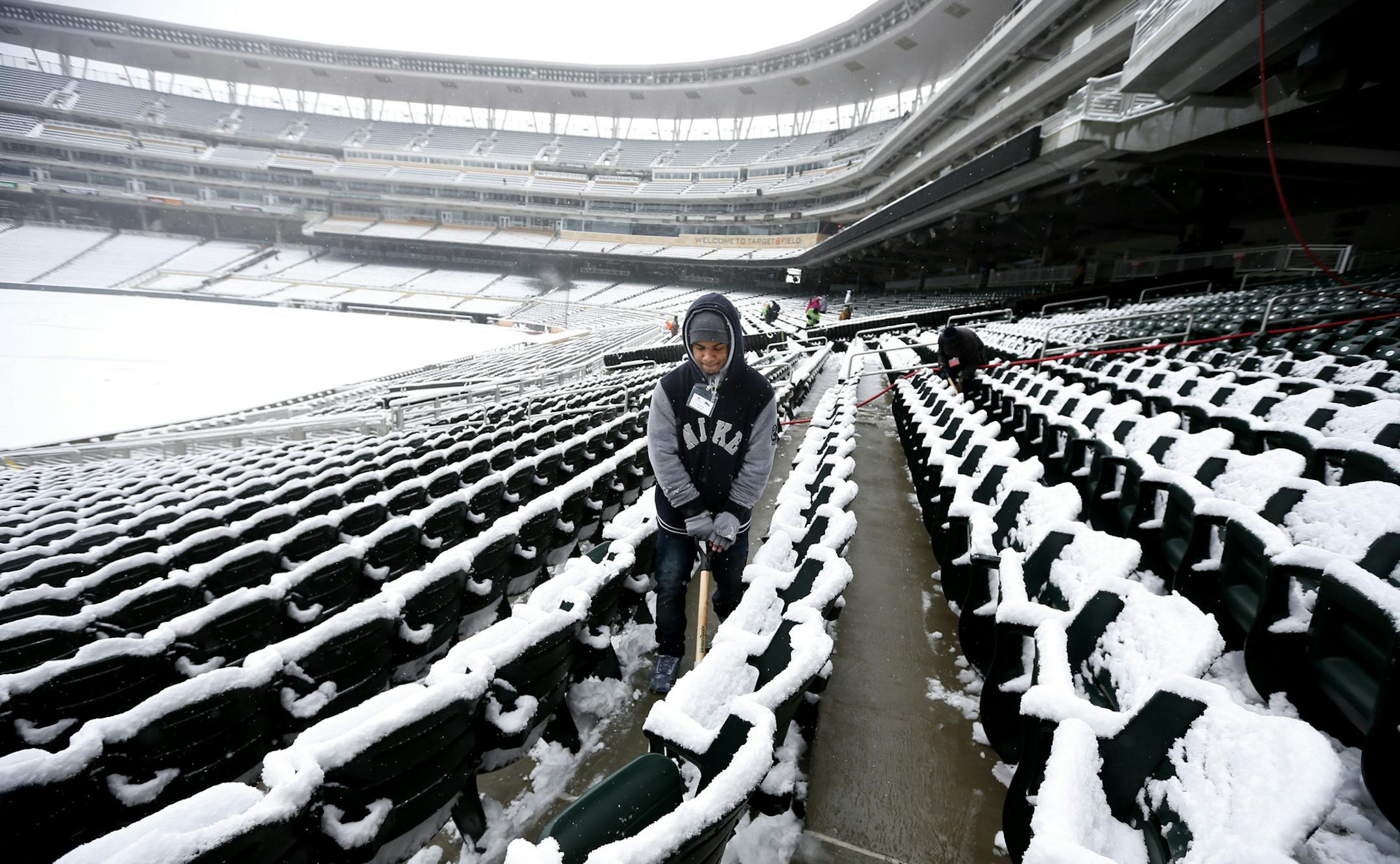Kashaun GageThursday removed snow form Target Field April, 11 2013 in Minnepolis, MN. ] JERRY HOLT ‚Ä¢ jerry.holt@startribune.com
