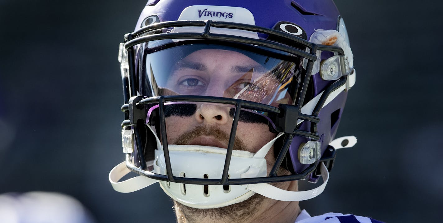 Minnesota Vikings receiver Adam Thielen during pregame warm ups. ] CARLOS GONZALEZ • cgonzalez@startribune.com – Carson, CA – December 15, 2019, Dignity Health Sports Park, NFL, Minnesota Vikings vs. Los Angeles Chargers