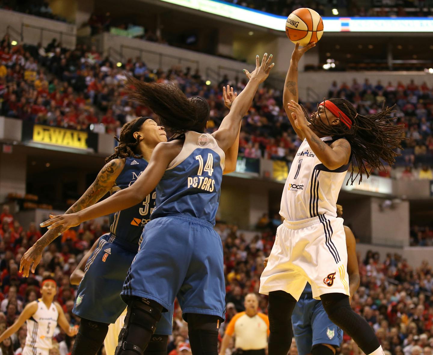 Indiana Fever guard Shavonte Zellous (1) shoots during the third quarter. ] KYNDELL HARKNESS kyndell.harkness@startribune.com / BACKGROUND INFORMATION: During game three of the WNBA Finals at Bankers Life Field House in Indianapolis on Friday, October 9, 2015.