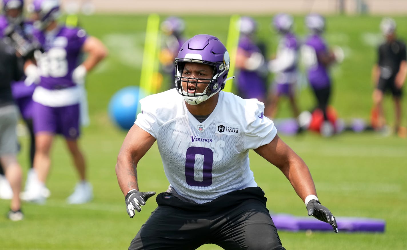 Minnesota Vikings outside linebacker Marcus Davenport (0) runs a drill during offseason organized team activities Tuesday, May 23, 2023, at the TCO Performance Center in Eagan, Minn. ] ANTHONY SOUFFLE • anthony.souffle@startribune.com