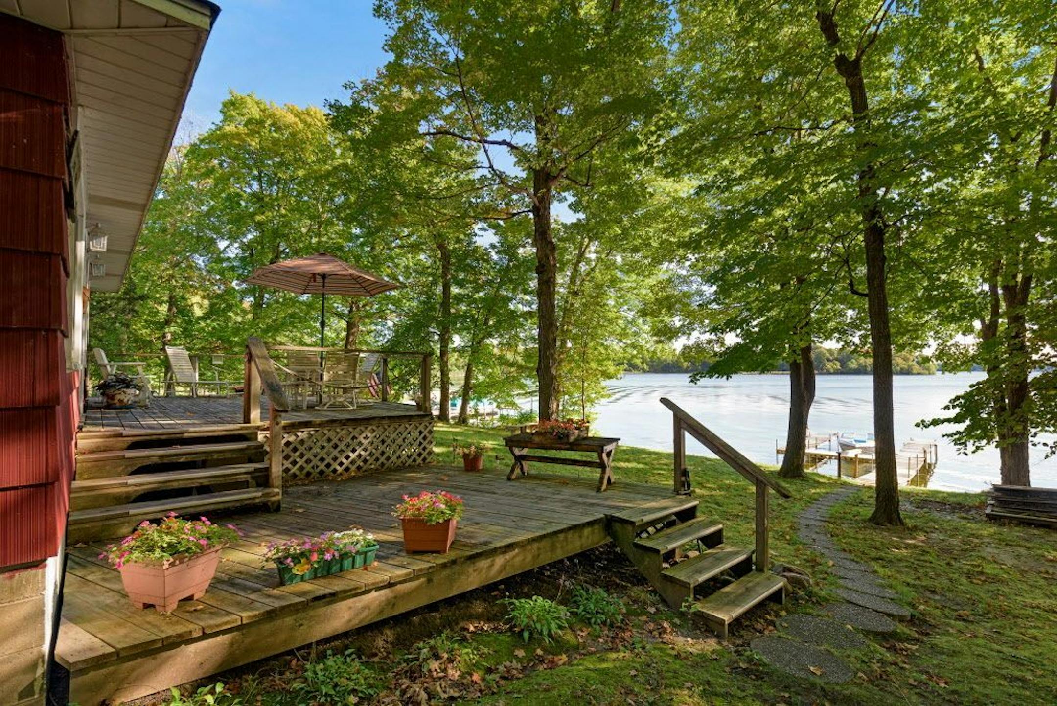 The deck overlooking the lake.