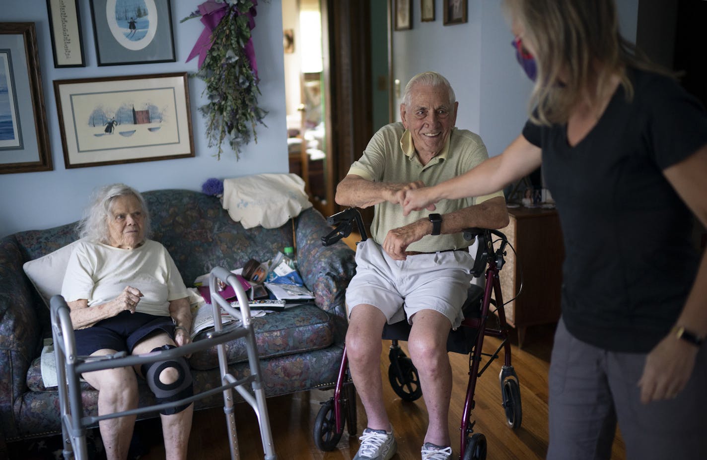 Bill O'Brien fist bumped their nurse, Tina Belschner, after he and his wife Marilyn talked about their experience with a "Hospital at Home" model of care they tried after Marilyn broke her pelvis earlier this summer. Belschner visited them throughout their "Hospital at Home" experience through Lifesprk. ] JEFF WHEELER • Jeff.Wheeler@startribune.com Under normal circumstances, Marilyn O'Brien might have spent a day or more the hospital after fracturing her pelvis in a fall at home. But a program