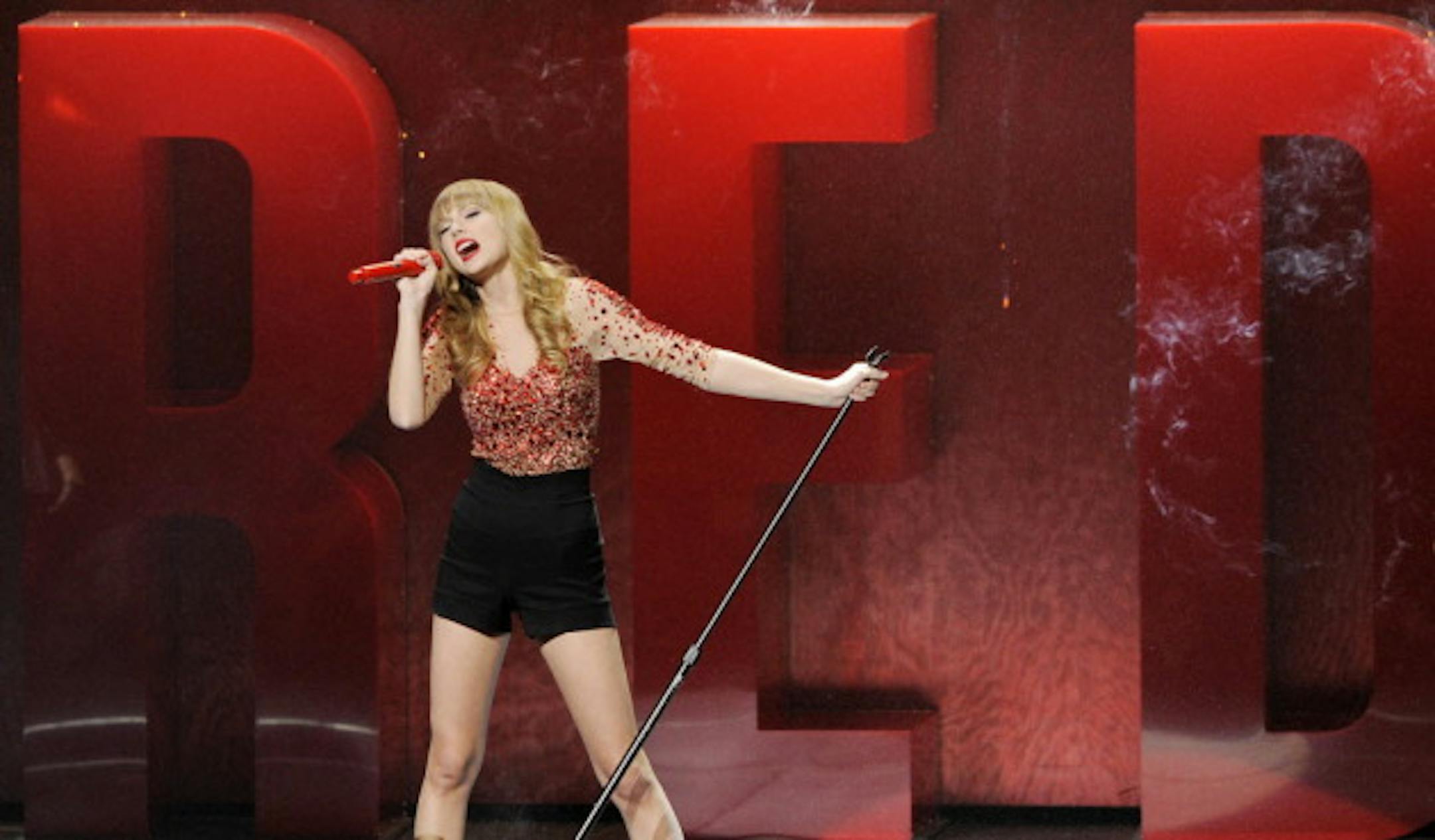 Taylor Swift previewed her upcoming "Red" tour with an appearance at the KIIS-FM Jingle Ball in New York on Saturday. / AP Photo, Chris Pizzello