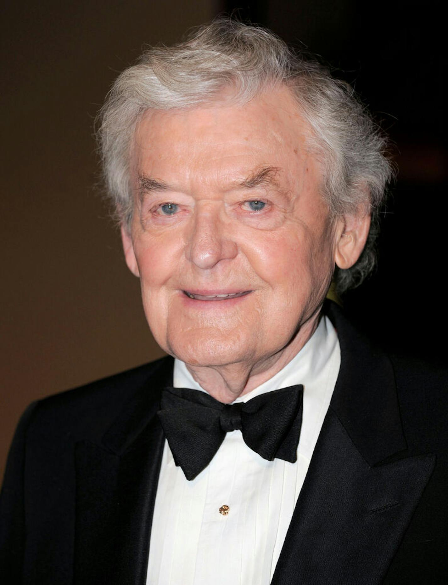 Presenter Hal Holbrook arrives for the Directors Guild of America Awards Saturday, January 26, 2008 in Los Angeles, Calif. (AP Photo/Mark J. Terrill) ORG XMIT: CAKJ111