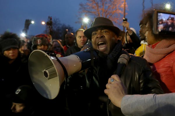 Brian Herron spoke to the crowd in front of the Minneapolis Fourth Precinct. ] (KYNDELL HARKNESS/STAR TRIBUNE) kyndell.harkness@startribune.com Protes