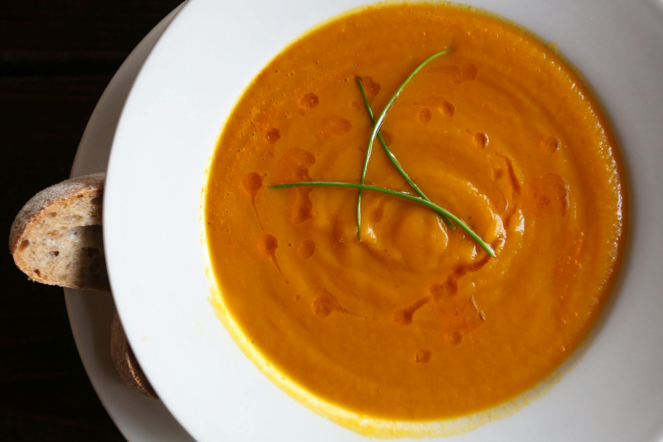 Daily soup ] (KYNDELL HARKNESS/STAR TRIBUNE) kyndell.harkness@startribune.com Copper Hen Cakery & Kitchen in Minneapolis, Min. Wednesday, August, 6, 2014.