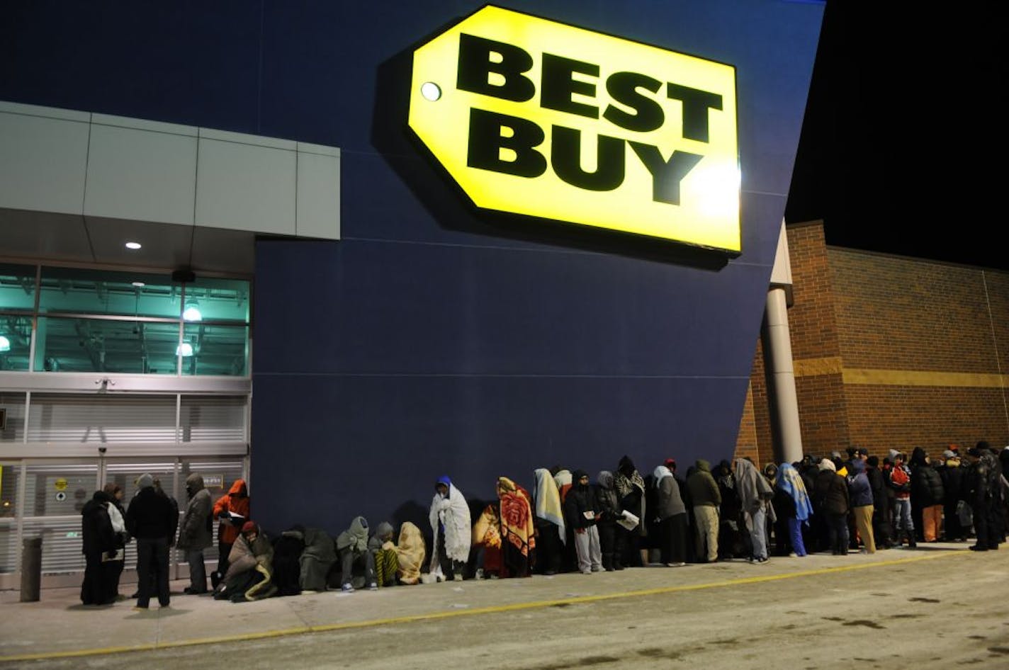 Best Buy in Roseville on Black Friday