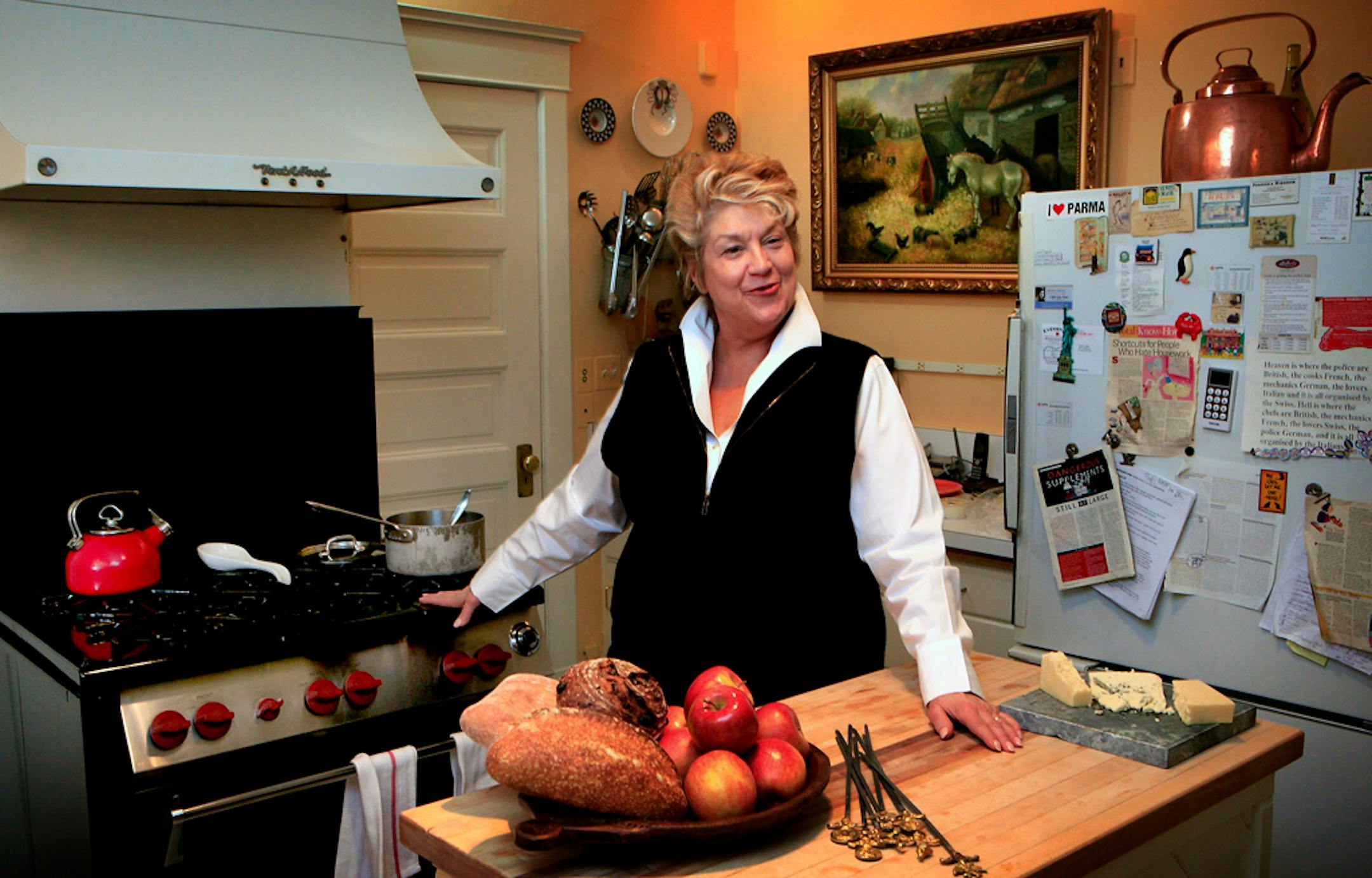 Lynn Rossetto Kasper