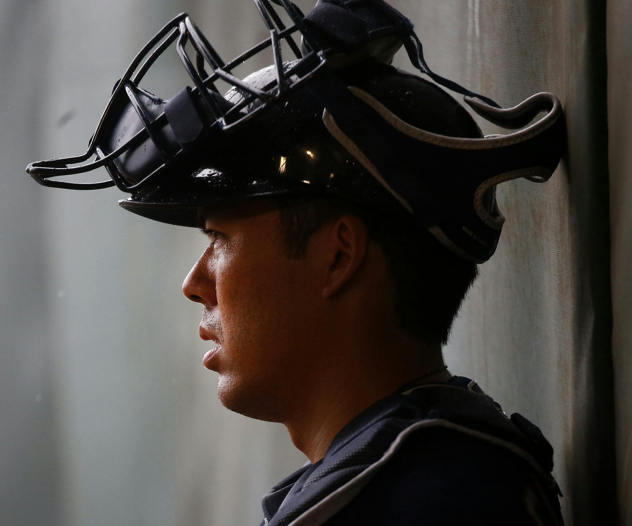 Minnesota Twins catcher Kurt Suzuki during Tuesday's spring training workout. ] CARLOS GONZALEZ cgonzalez@startribune.com - February 23, 2016, Fort Myers, FL, CenturyLink Sports Complex, Minnesota Twins Spring Training, MLB, Baseball, first practice for pitchers and catchers