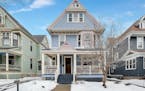 'Painstakingly restored' Queen Anne in Minneapolis lists for $620,000