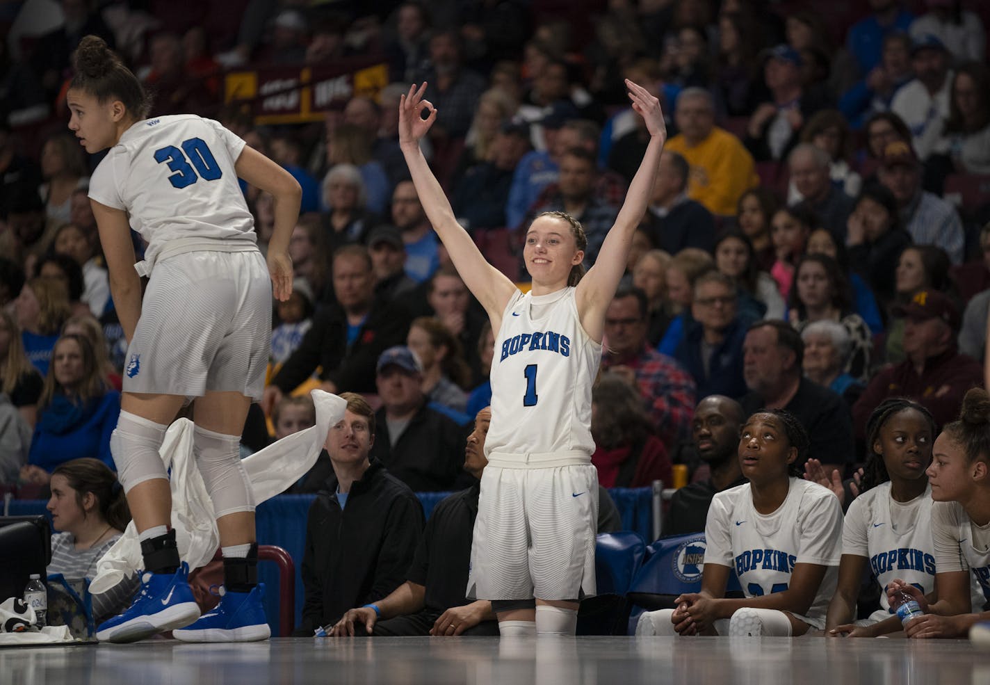 Hopkins guard Paige Bueckers