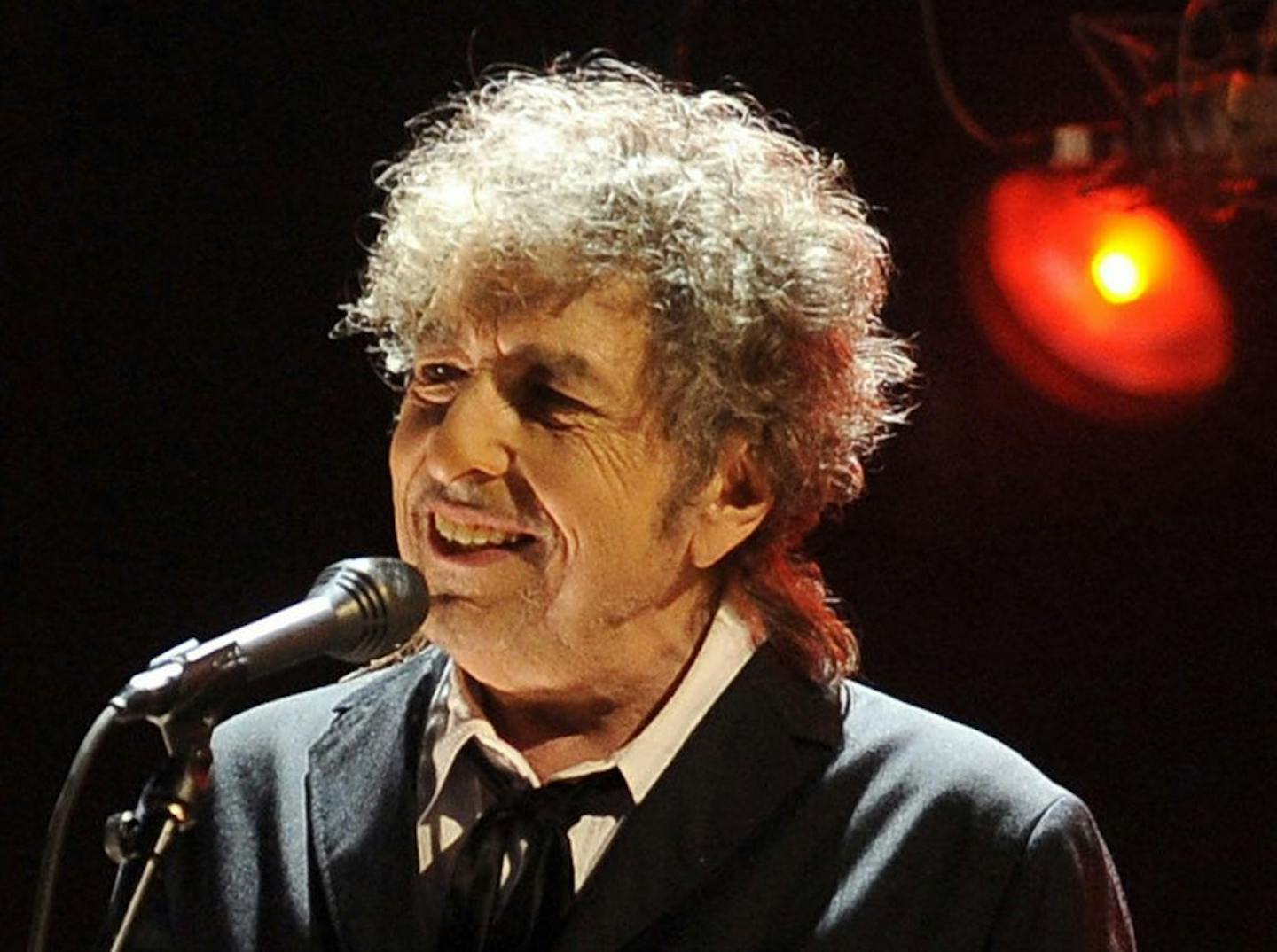 Bob Dylan performs in Los Angeles, Jan. 12, 2012. ORG XMIT: MIN1610131012220022