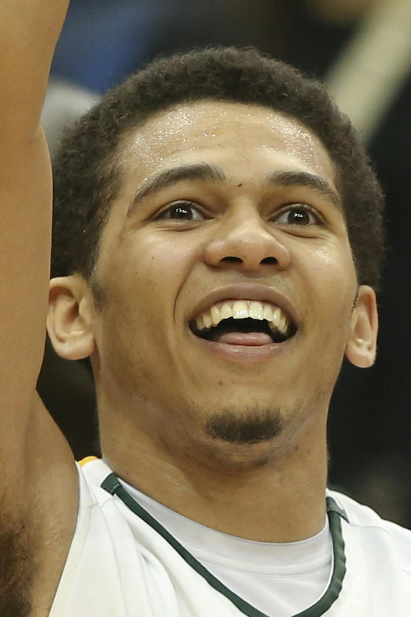 Park Center handed Edina a 66-44 loss in their Class 4A Boys' Basketball State Tournament semifinal game Thursday night, March 21, 2013 at Target Center in Minneapolis. After Park Center's 20 point blowoout of Edina, Park Center's Quinton Hooker gestured to the stands with the Pirates' fans. ] JEFF WHEELER &#x201a;&#xc4;&#xa2; jeff.wheeler@startribune.com ORG XMIT: MIN1303212224500263