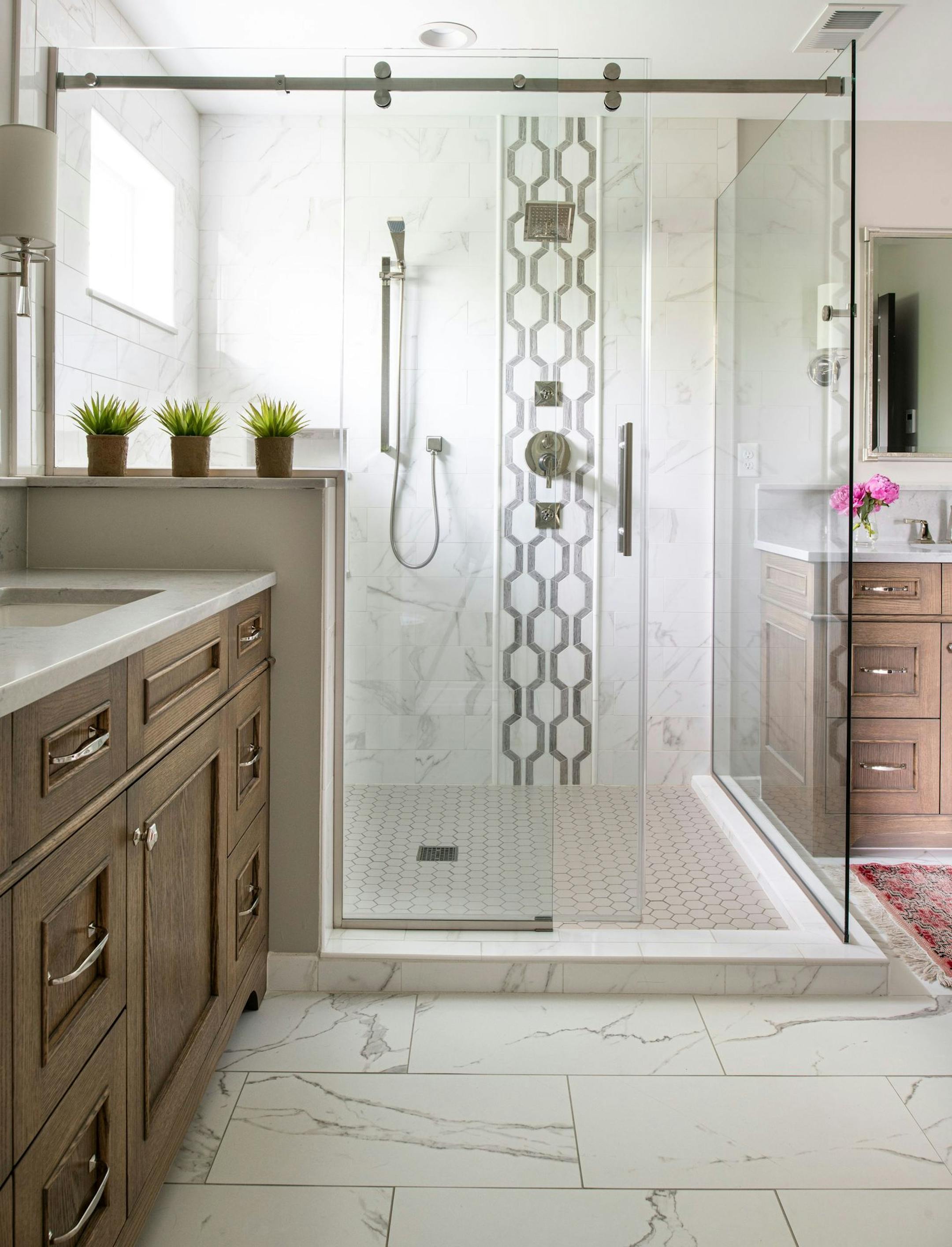 Scott Amundson Photography Hatfield bathroom by Studio M