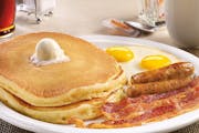 Denny’s is offering a free “build your own grand slam” breakfast for veterans and military personnel on Saturday.