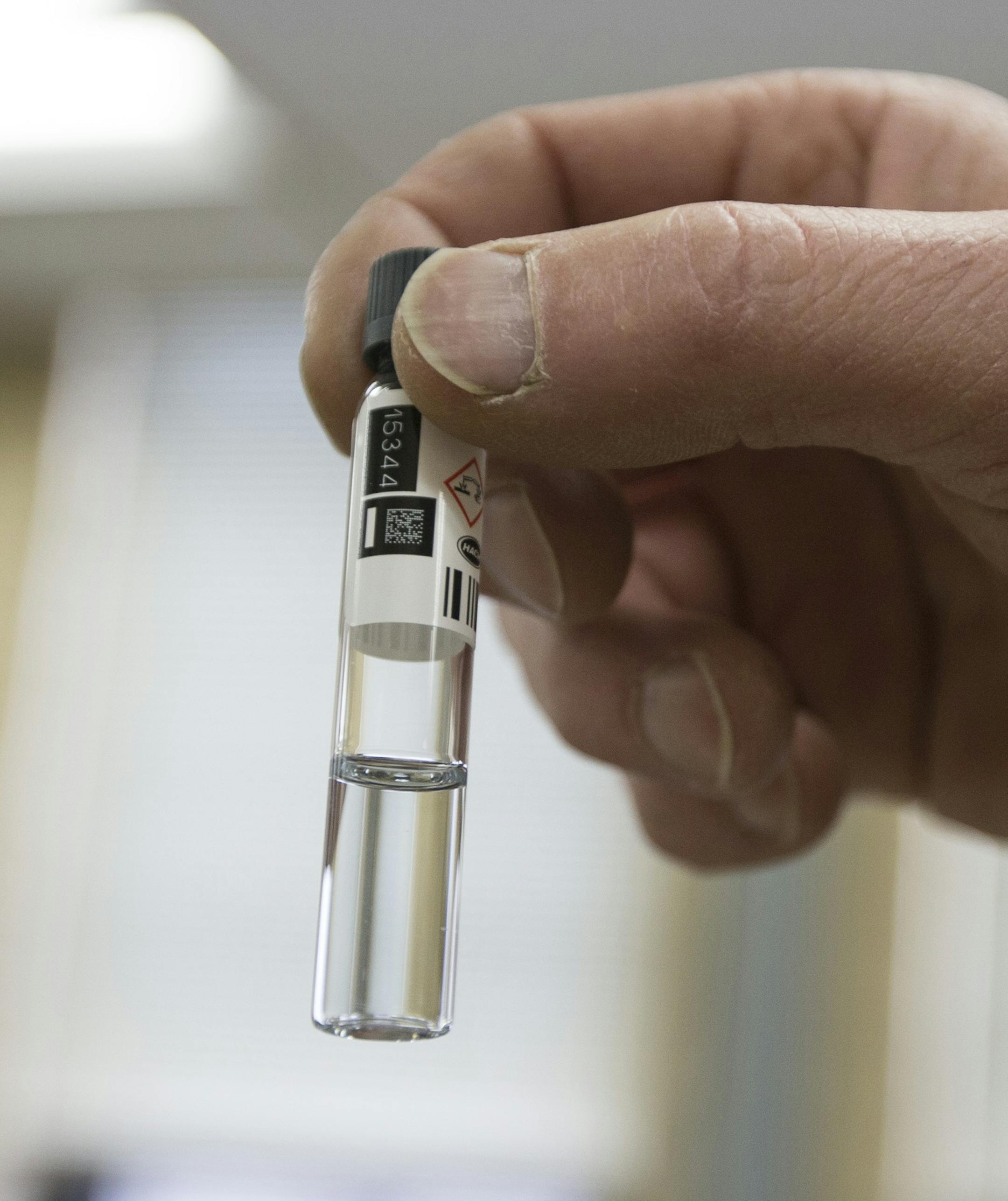 A lab technician tested the tap water for phosphates at the Minneapolis water treatment plant on the Mississippi on Tuesday, January 26, 2016 in Minneapolis, Minn. It was slightly blue which was what the technicians hope for. This plant tests everyday. ] RENEE JONES SCHNEIDER &#x2022; reneejones@startribune.com