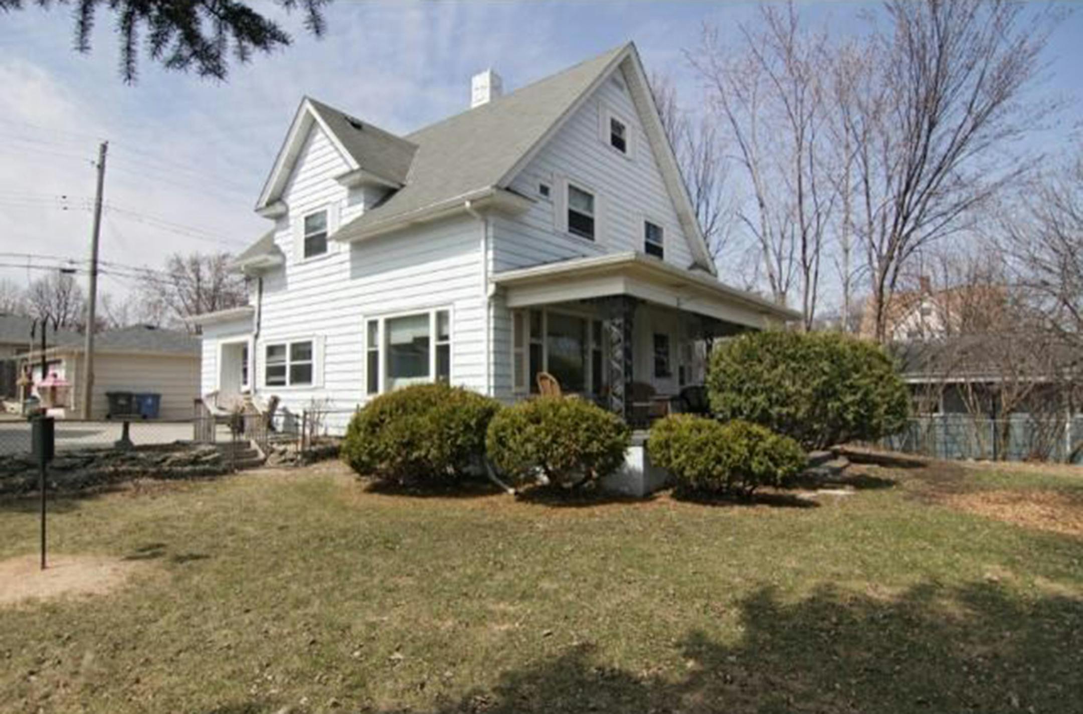 ... Minneapolis
Buiilt in 1906, this four-bedroom, three-bath house located in the Hale neighborhood features four bedrooms on one level, hardwood floors, full finsihed basement, sprinkler system and two-car detached garage. Listed by Dave Johnson, Edina Realty, 612-325-0126.