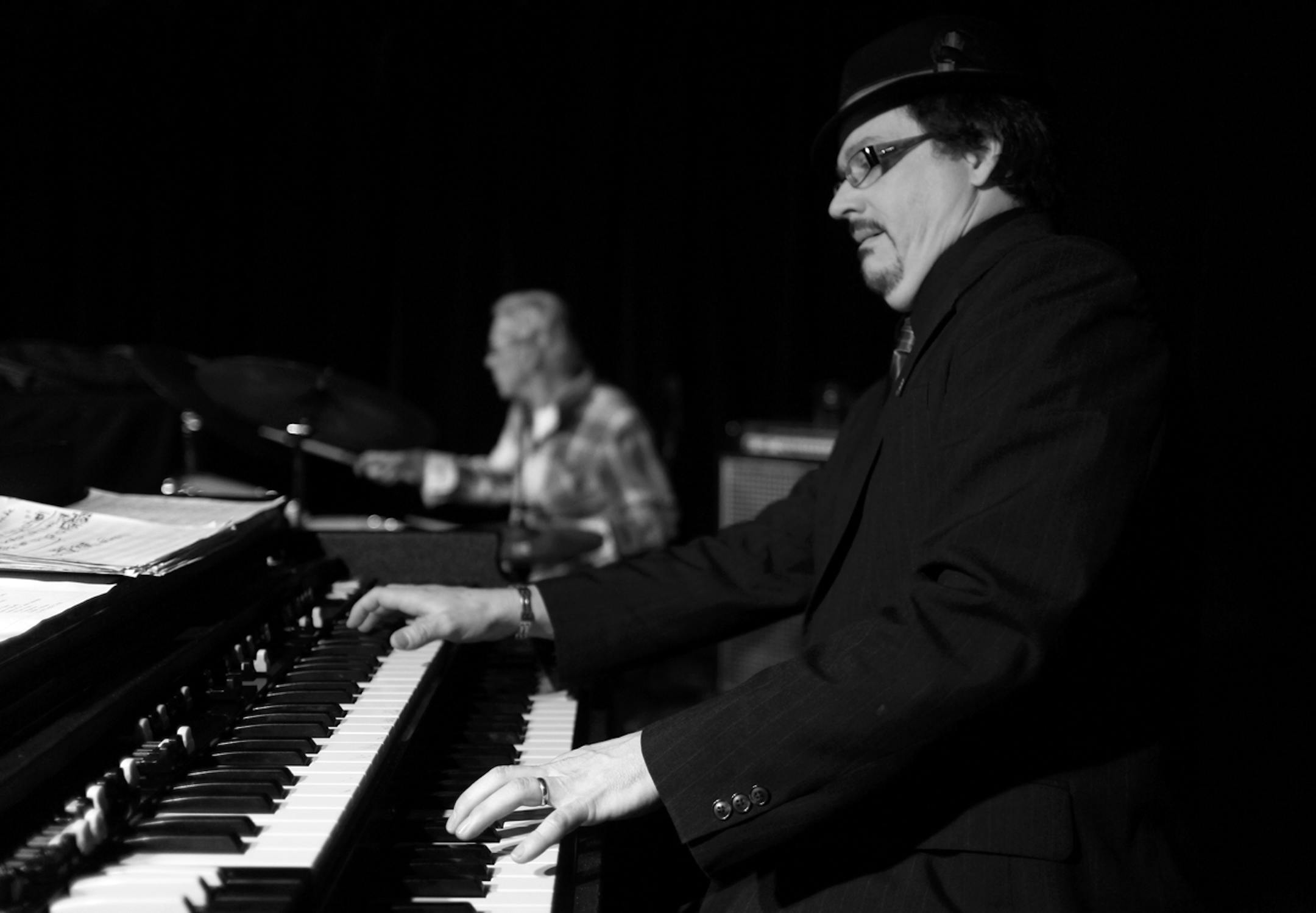 Guitarist Billy Franze, drummer and AQ owner Kenny Horst, and Organist "Downtown" Bill Brown, called Tuesday night's show the last stand for the B3 Organ night at the Artist Quarter which was one of the longest running weekly gigs in the Twin Cities. About 16 years.