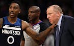 Minnesota Timberwolves guard Jeff Teague (0) talked with Minnesota Timberwolves head coach Tom Thibodeau in the final minutes of the second half. ] AN