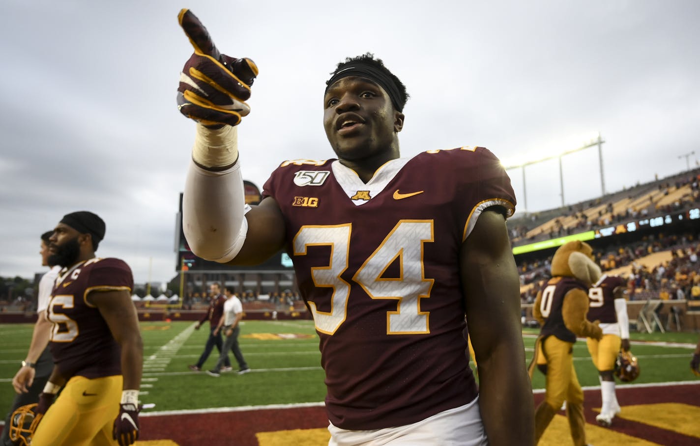 Gophers defensive lineman Boye Mafe (34) gestured to fans after his team's win against the Georgia Southern Eagles. ] Aaron Lavinsky • aaron.lavinsky@startribune.com The Gophers played Georgia Southern on Saturday, Sept. 14, 2019 at TCF Bank Stadium in Minneapolis, Minn.