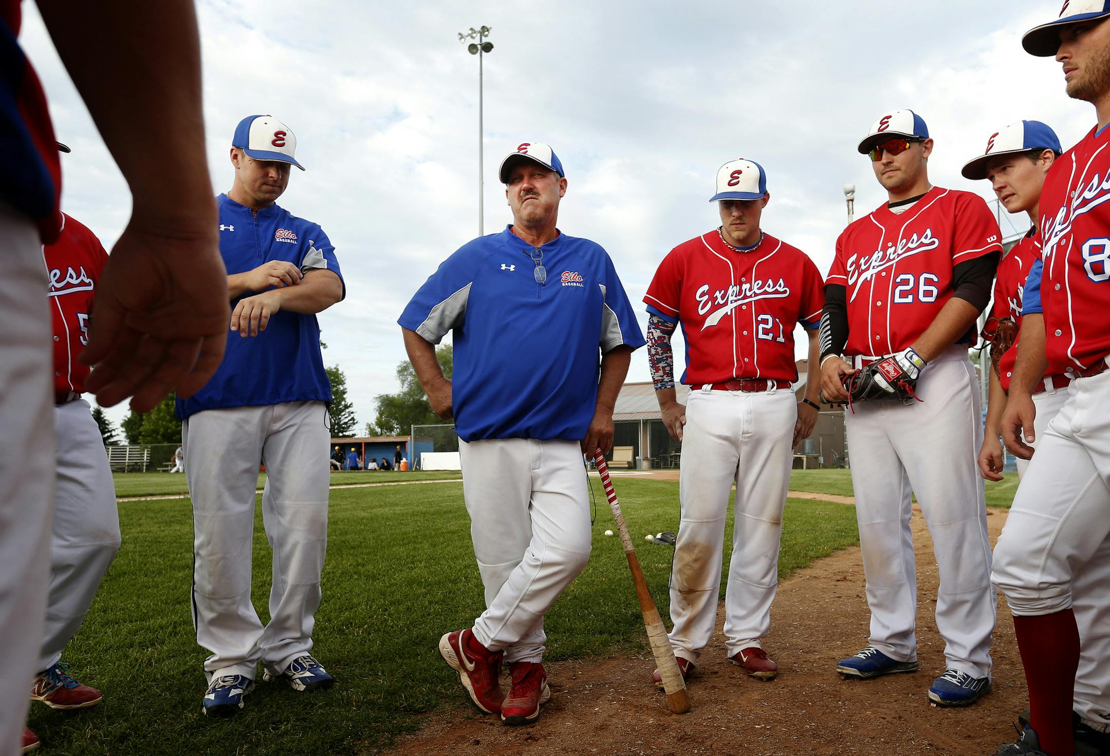 Elko Express manager Terry Fredrickson, speaking to his team before a game against the Lion Pub Warriors, will be honored Wednesday for winning 900 games as a manager.