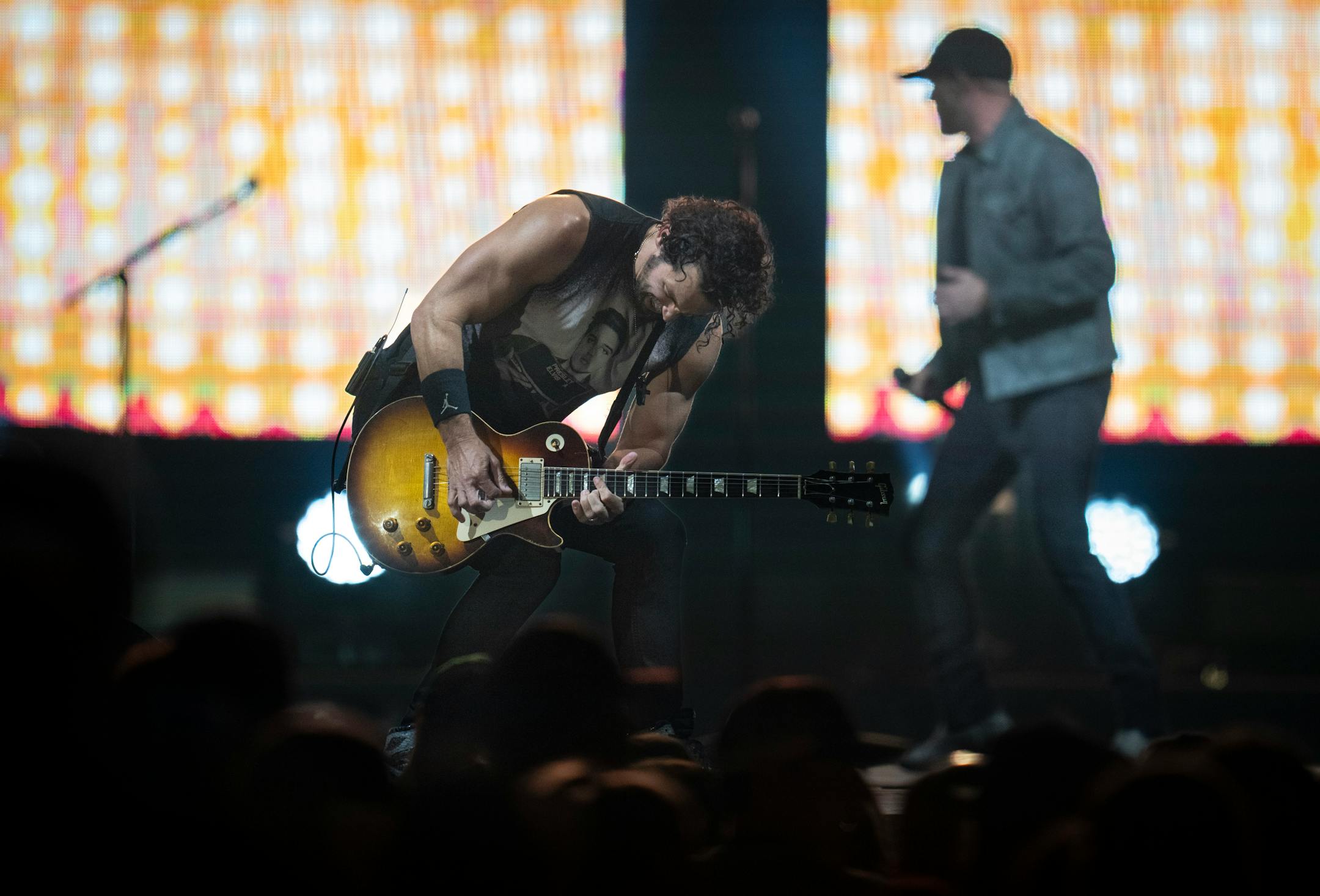 Guitarist Joel Hutsell plays a solo performing with Cole Swindell at the Xcel Energy Center on Thursday, July 27, 2023 in St. Paul, Minn. ] RENEE JONES SCHNEIDER • renee.jones@startribune.com