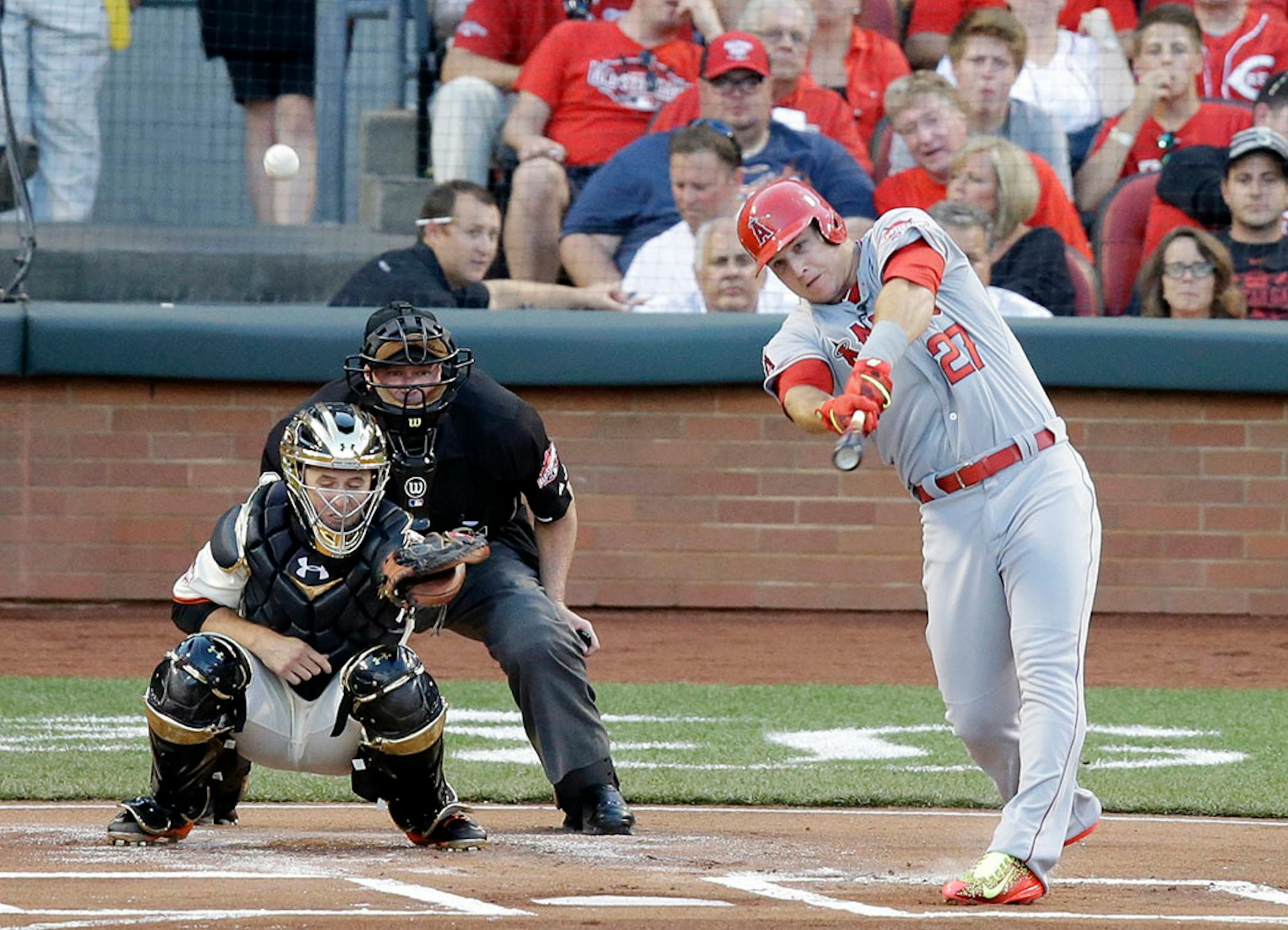 American League's Mike Trout, of the Los Angeles Angels, hits a home run during the first inning of the MLB All-Star baseball game, Tuesday, July 14, 2015, in Cincinnati.