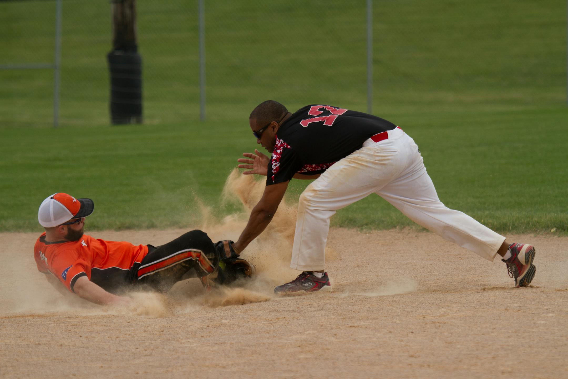 Twin Cities Steel second baseman Matt Hawkins tagged out a Dallas TMC Octane baserunner during the 2017 North Star Classic.