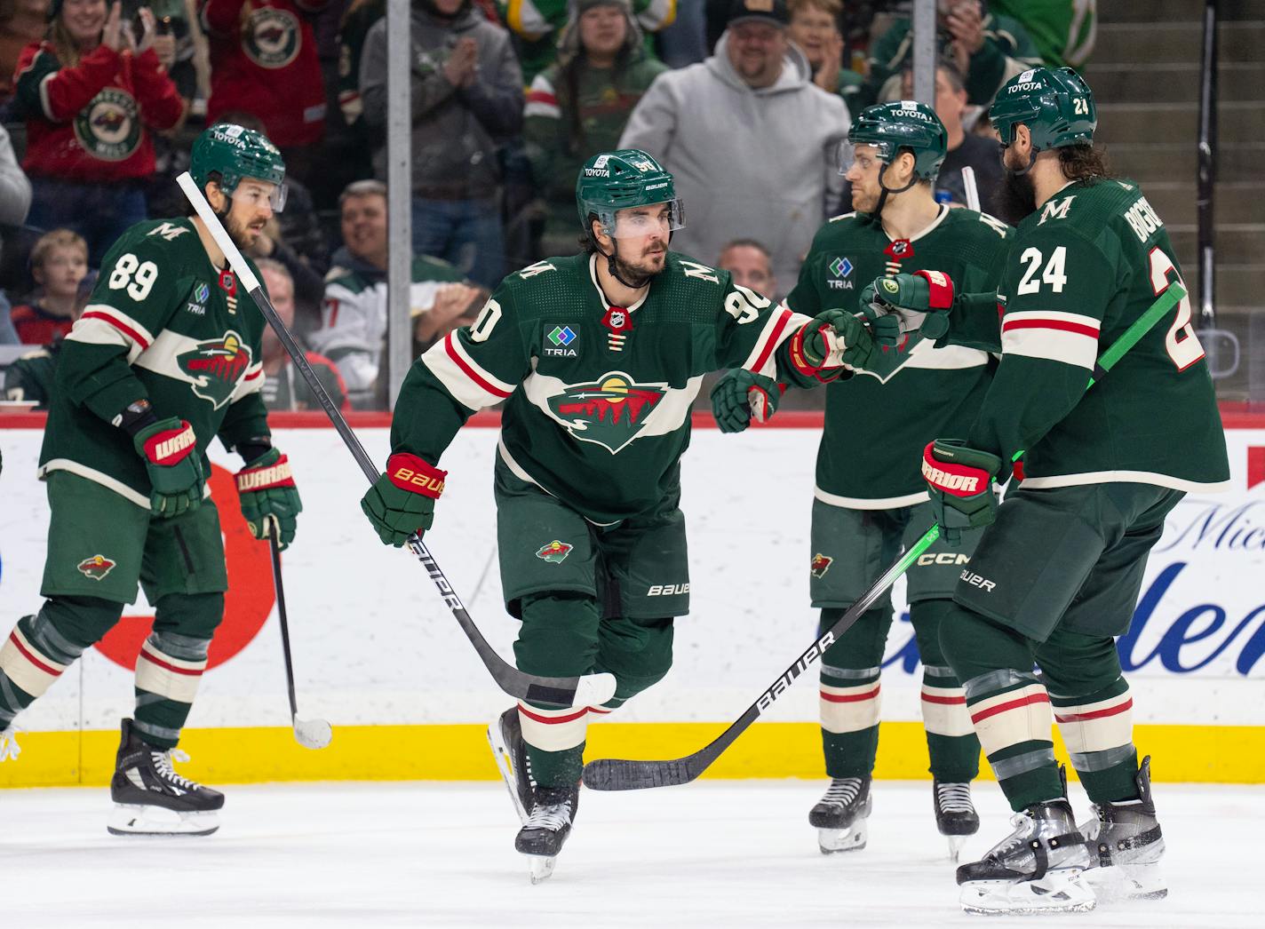 Marcus Johansson (90) was congratulated after his goal in the second period against Washington.