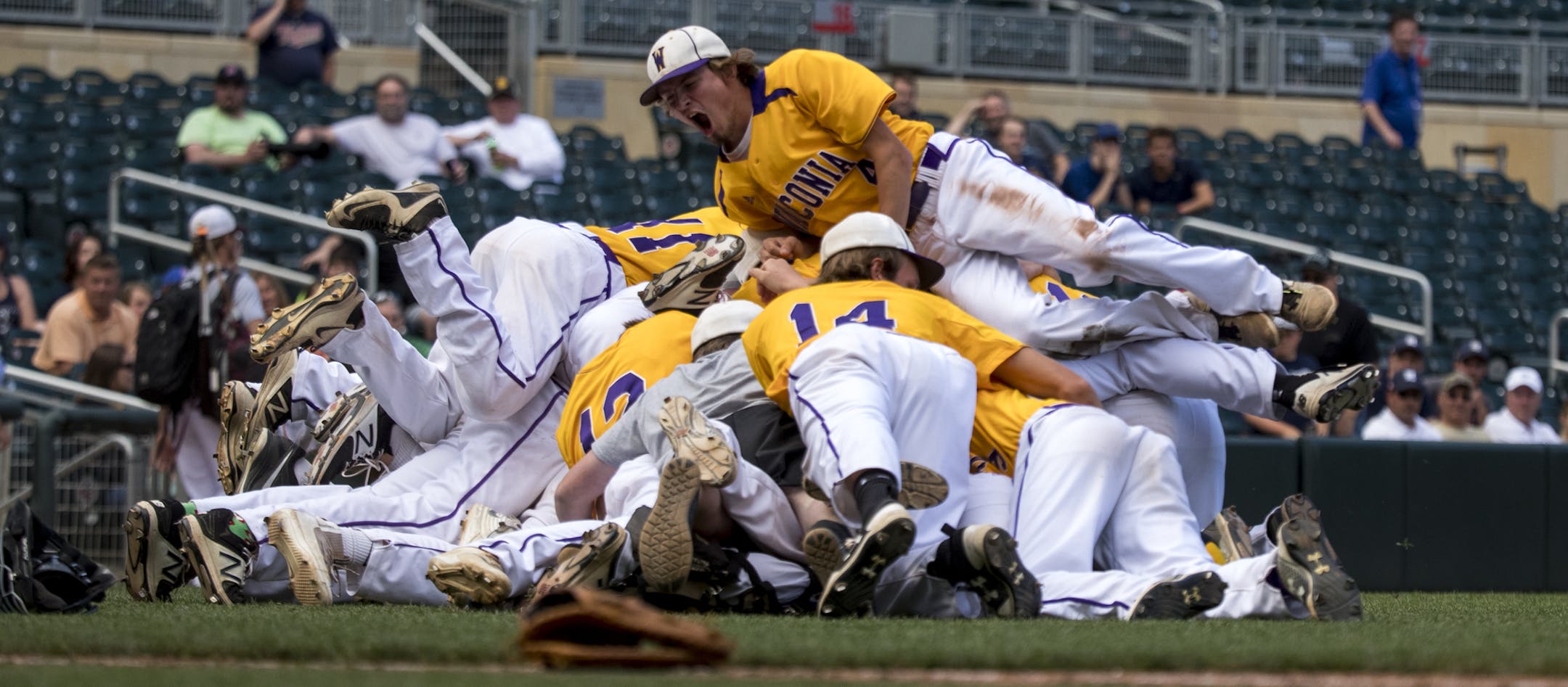 Waconia celebrates after winning the 2017 Class 3A State Tournament Championship Game against Hibbing at Target Field in Minneapolis on Monday. ] COURTNEY PEDROZA &#x2022; courtney.pedroza@startribune.com June 19, 2017; Minneapolis; Hibbings vs. Waconia at Target Field; 3A state Tournament Championship Game