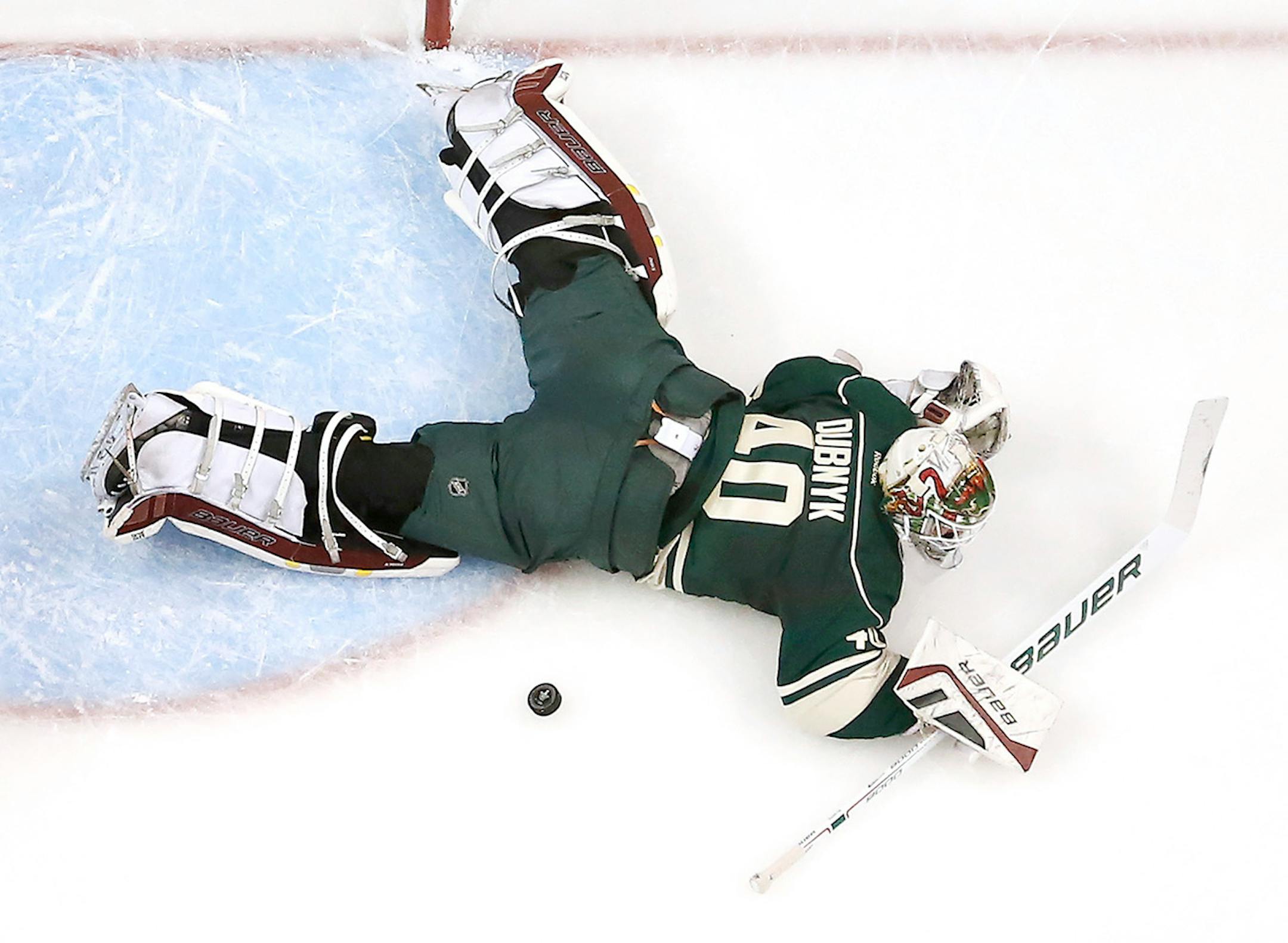 Minnesota Wild goalie Devan Dubnyk (40) made a save in the second period.