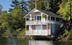 "Boathouses of Lake Minnetonka" authors give a guided bus tour to benefit Minnetonka Center for the Arts June 29. Credit Karen Melvin