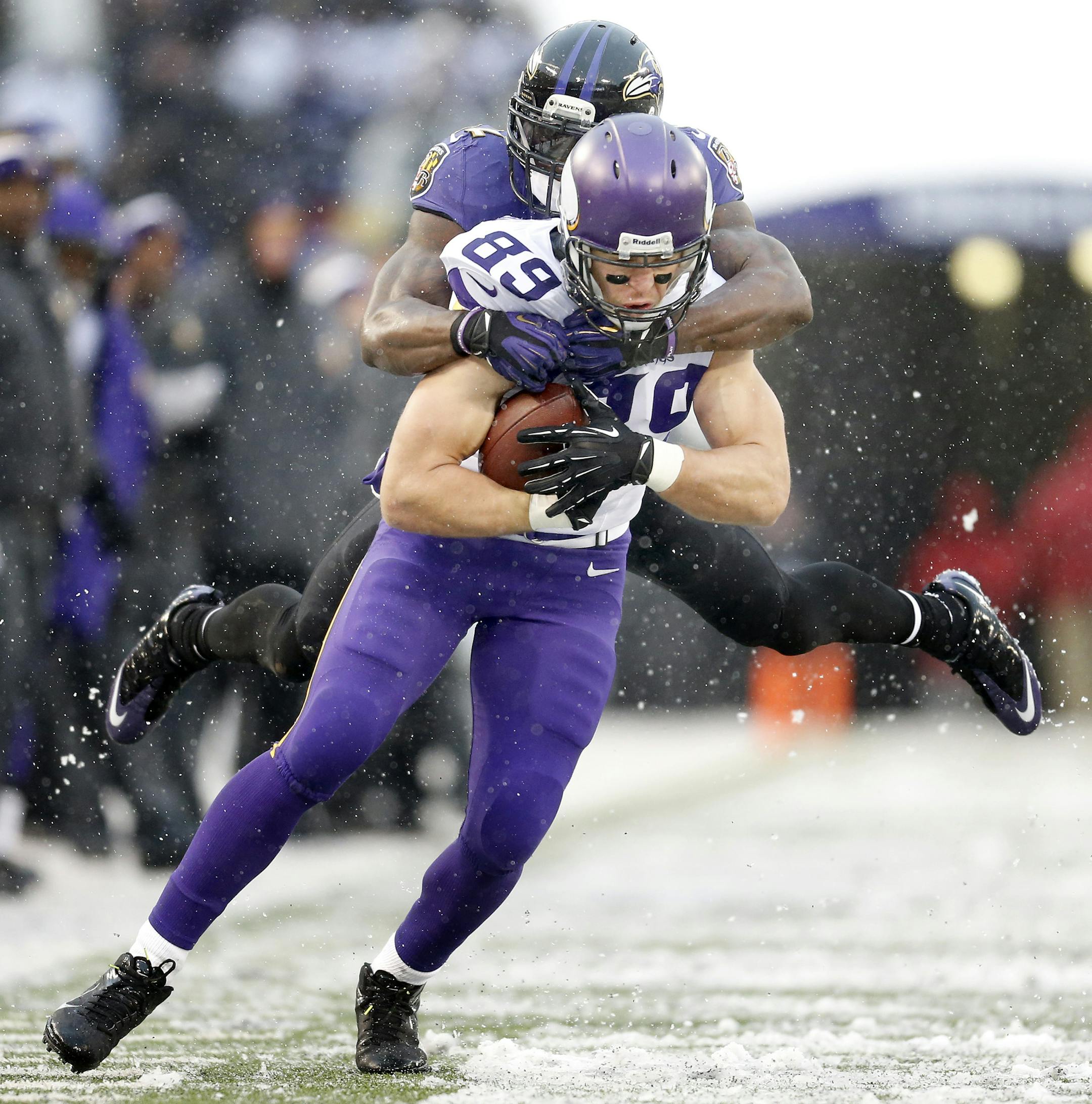 Minnesota Vikings John Carlson. ] CARLOS GONZALEZ cgonzalez@startribune.com - December 8, 2013, Baltimore, MD, M&T Bank Stadium, NFL, Minnesota Vikings vs. Baltimore Ravens