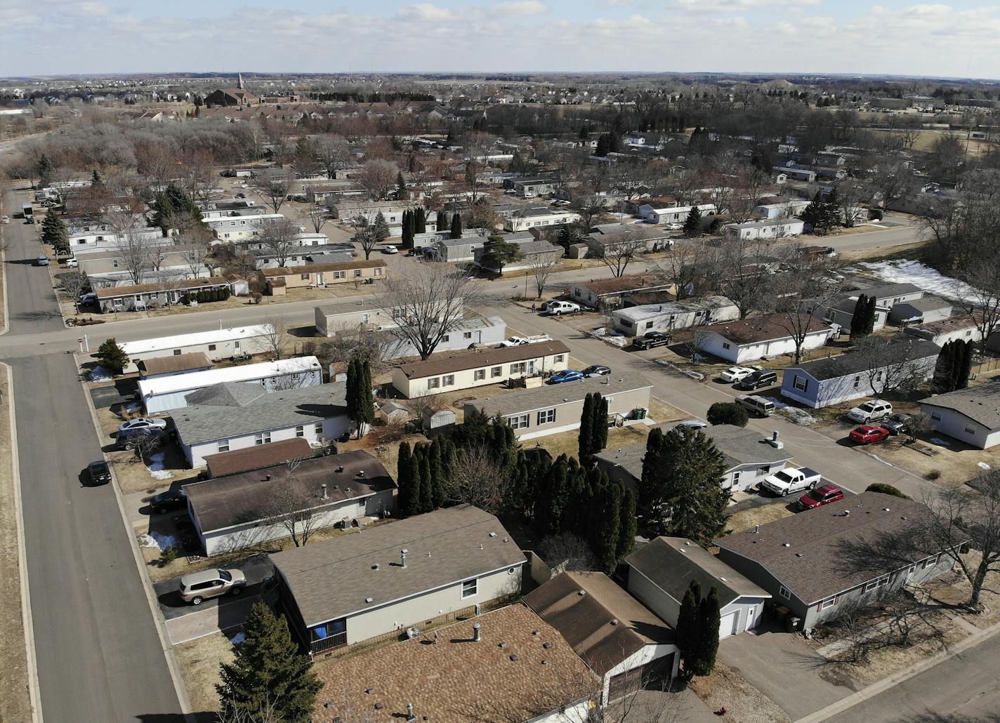 Rosemount Woods mobile home park was photographed Friday, March 20, 2020 in Rosemount, Minn.. ] Aaron Lavinsky &#x2022; aaron.lavinsky@startribune.com Rosemount Woods mobile home park was photographed Friday, March 20, 2020 in Rosemount, Minn..