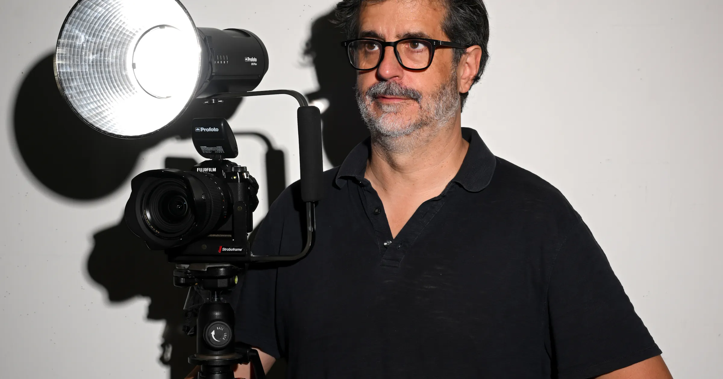 Alec Roth Filmmaker Photographer Alec Soth’s new book offers tongue-in-cheek advice for ...