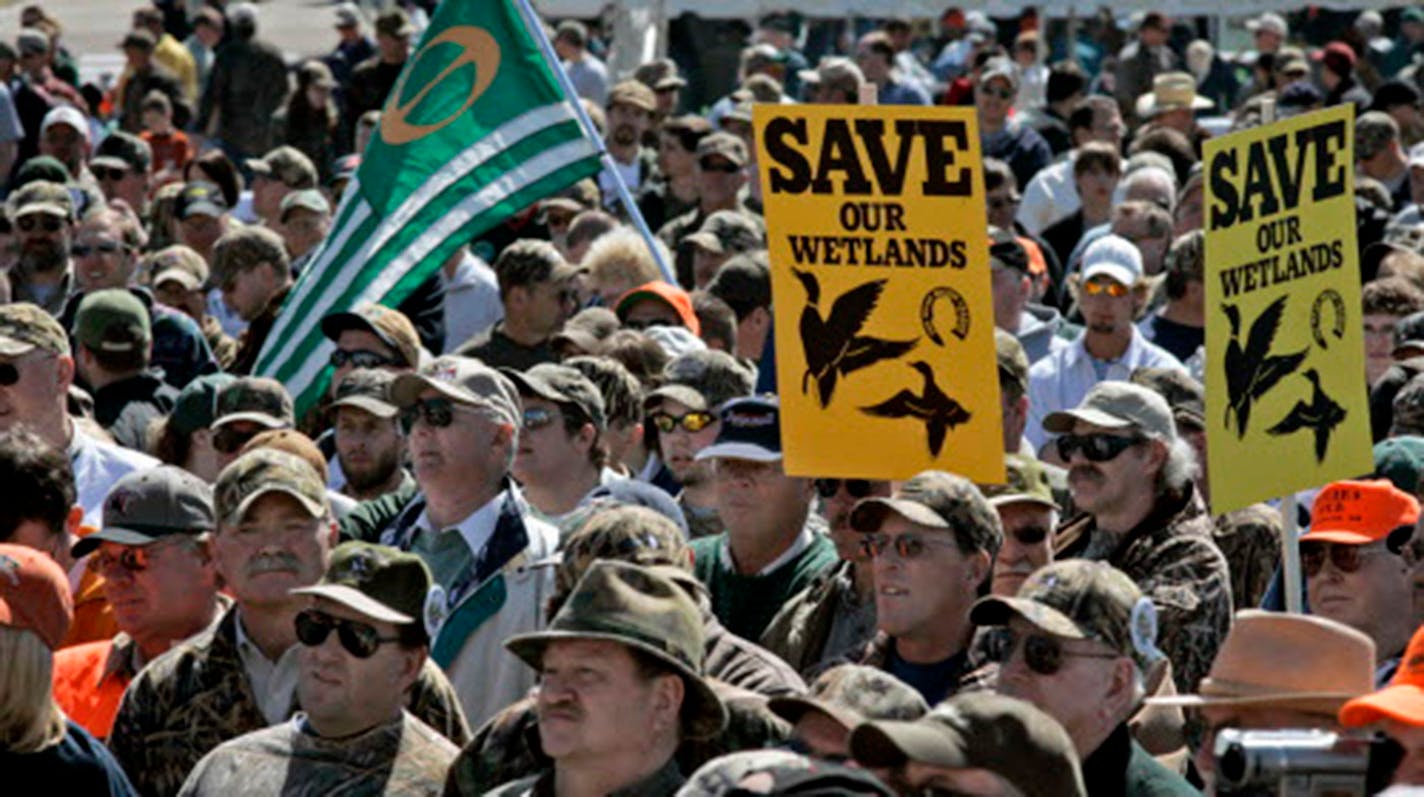 Thousands gathered at the Minnesota State Capitol Mall for the Rally for Ducks, Wetlands and Clean Water on April 2, 2005. As many as 6,000 attended the rally, which led to passage in 2008 of the Clean Water, Land and Legacy Amendment.