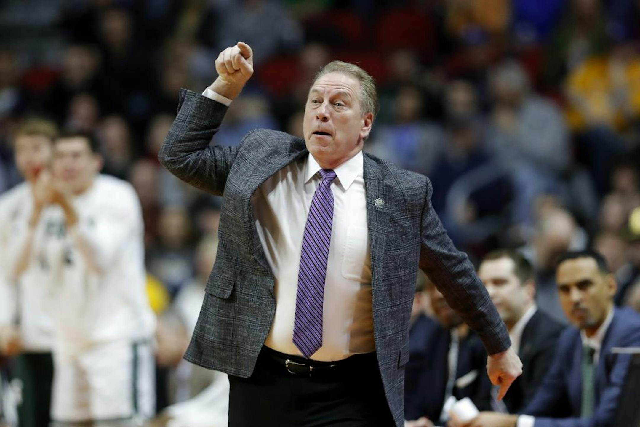 Michigan State head coach Tom Izzo directs his team during a first round men's college basketball game against Bradley in the NCAA Tournament, Thursday, March 21, 2019, in Des Moines, Iowa.