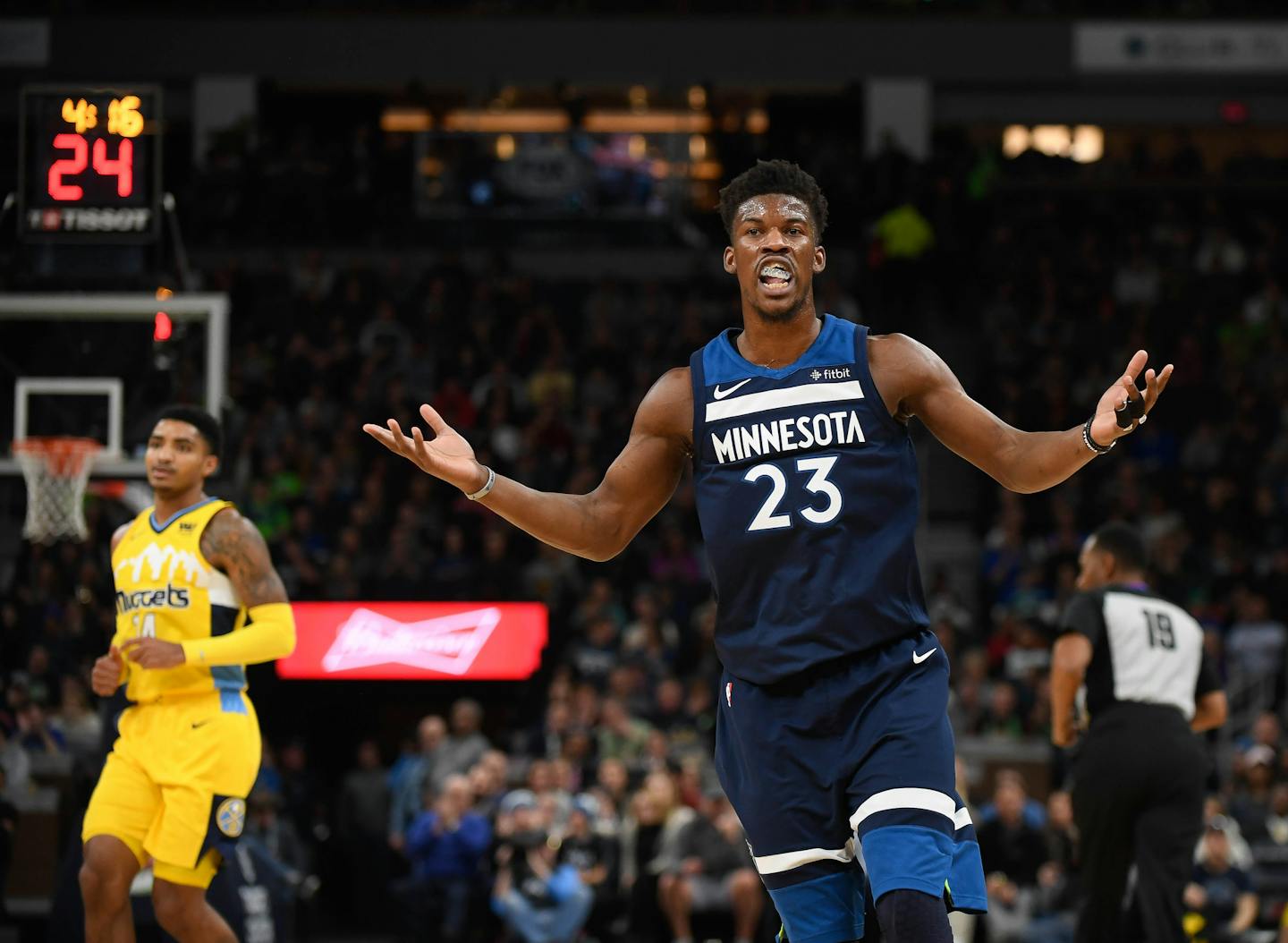 Minnesota Timberwolves guard Jimmy Butler (23)