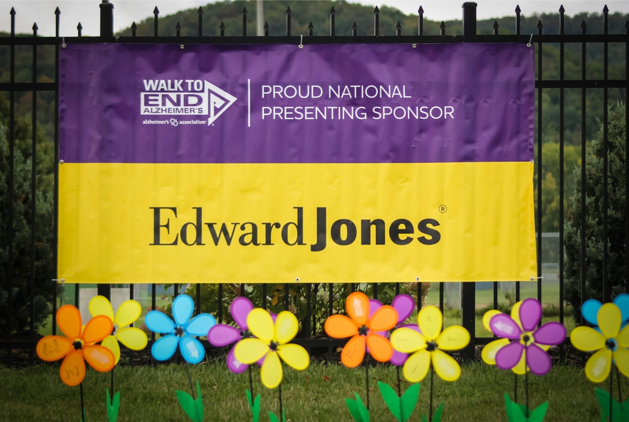 Each year, Edward Jones sponsors the Alzheimer&#xed;s Association charity walks nationwide. Last year, thousands of employees created 569 walking teams and helped raise $2.3 million. (Provided photo)
