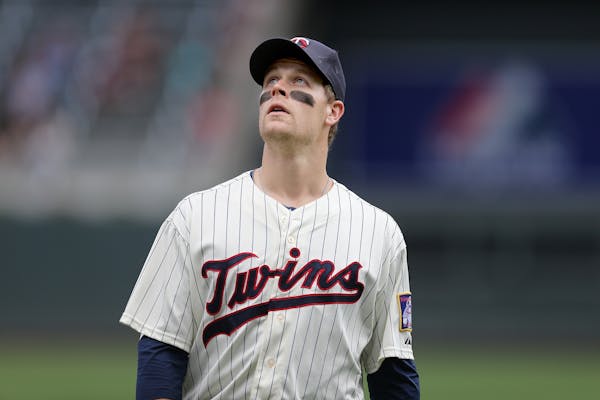 No team claimed Twins first baseman Justin Morneau by the waiver deadline, giving General Manager Terry Ryan flexibility to shop the former MVP.