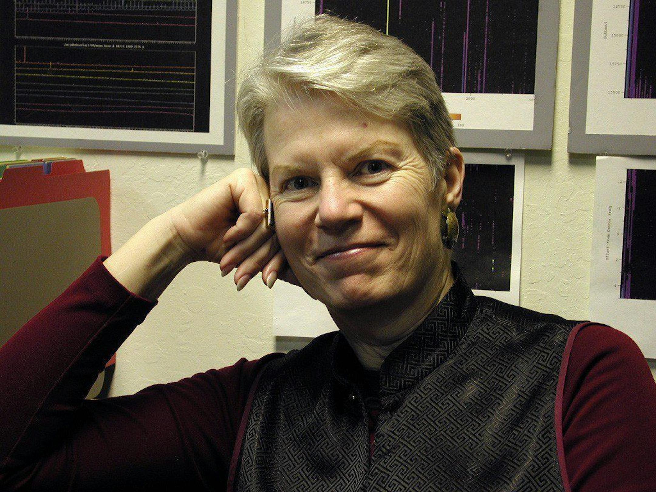 Deb, Photo editors enclosed is a picture (and a bio) of Jill Tarter. I'm doing a story (SETIXX in DTI) for next week. She's speaking at the U Friday Oct. 10. I asked for a credit, I think it is SETI, but I want to make sure. Any questions, please call or e-mail. tx &gt;&gt;&gt; Virginia Olson �ginny@astro.umn.edu&gt; 10/03/03 09:39AM &gt;&gt;&gt;