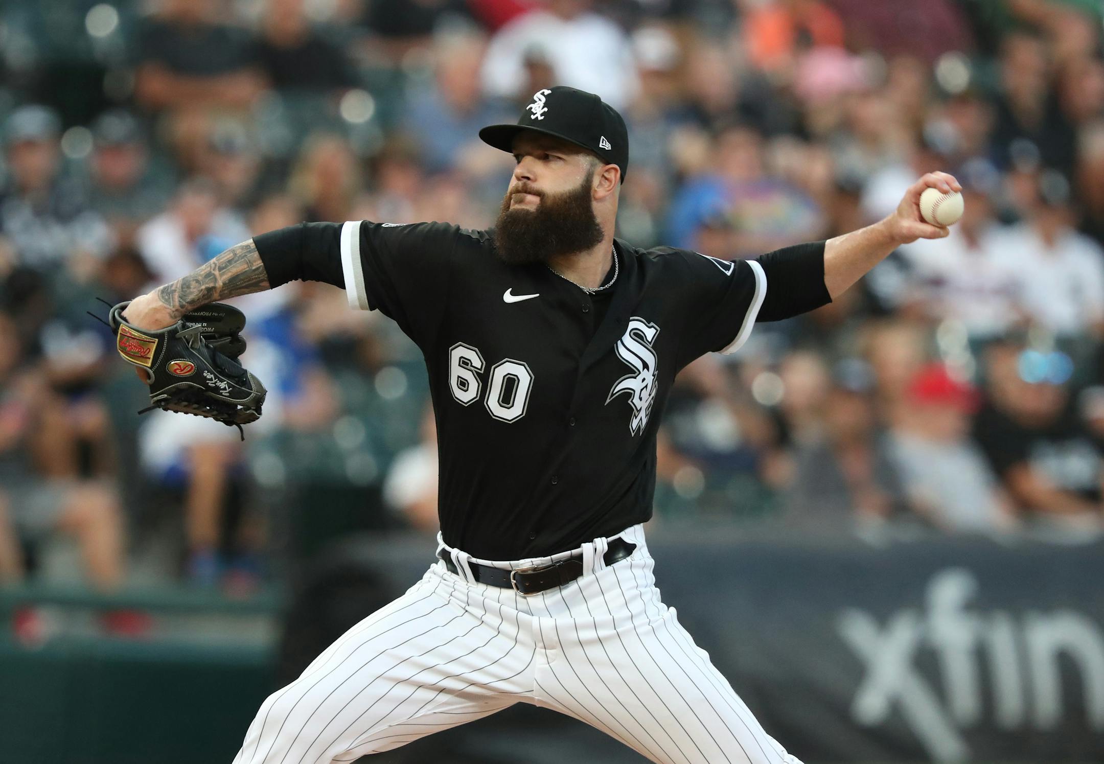 Chicago White Sox starting pitcher Dallas Keuchel throws in the first inning against the Kansas City Royals at Guaranteed Rate Field on Thursday, Aug. 5, 2021, in Chicago. (John J. Kim/Chicago Tribune/TNS) ORG XMIT: 23535873W