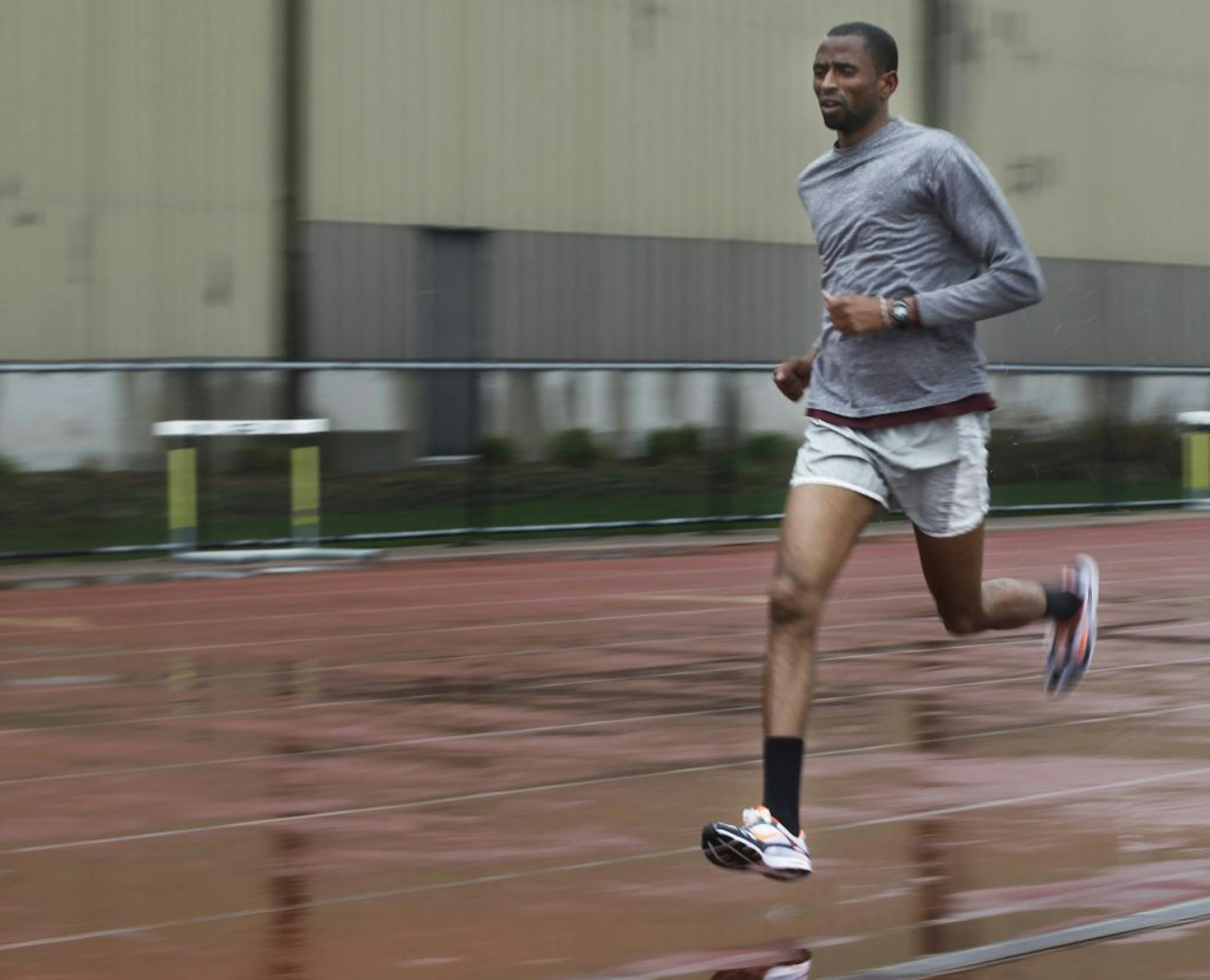 Gophers cross-country runner Hassan Mead (file photo)