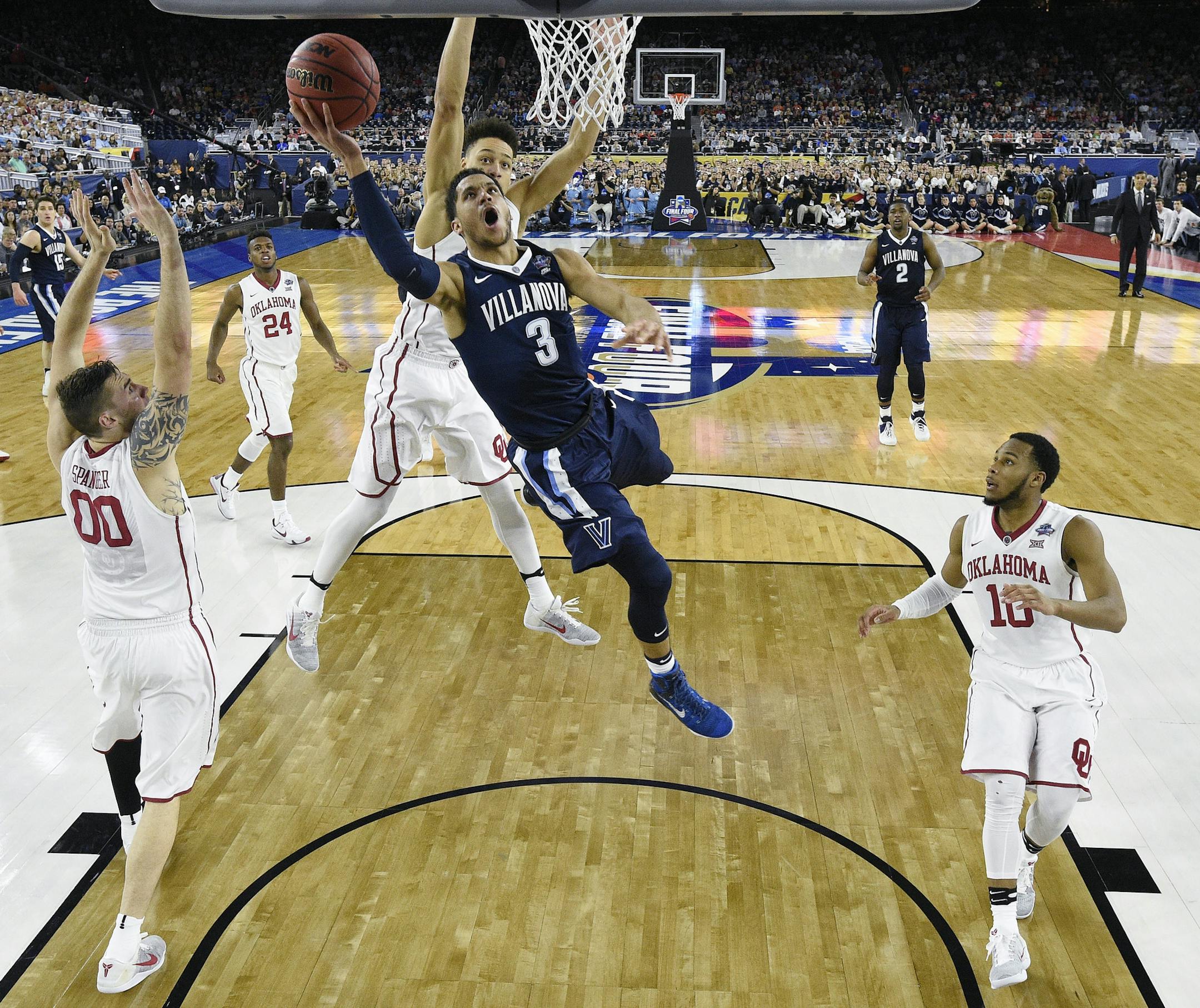 Villanova guard Josh Hart (3) shoots against Oklahoma during the first half of the NCAA Final Four tournament college basketball semifinal game Saturday, April 2, 2016, in Houston. (AP Photo/Chris Steppig, NCAA Photos Pool)
