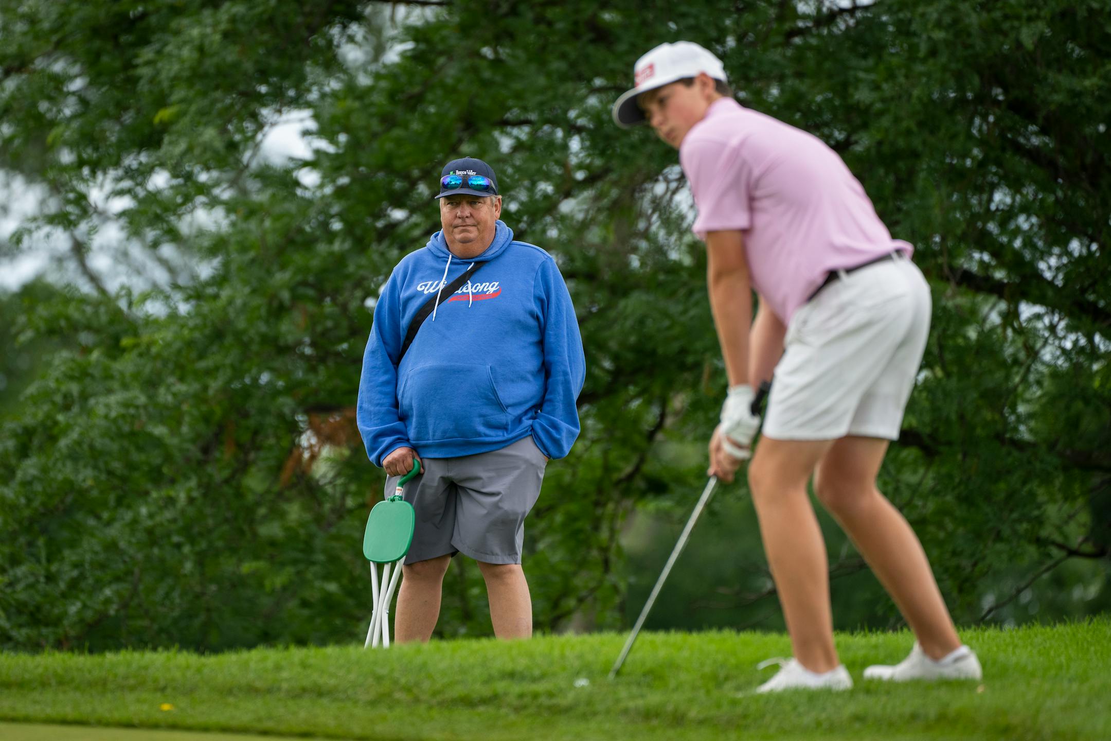 Tim Herron watches his son Patrick Herron compete during the MGA Amateur Championship at Minneapolis Golf Club on Monday, July 17, 2023 in St. Louis Park, Minn. Former PGA Tour golfer Tim Herron has three sons playing in the tournament. ] LEILA NAVIDI • leila.navidi@startribune.com