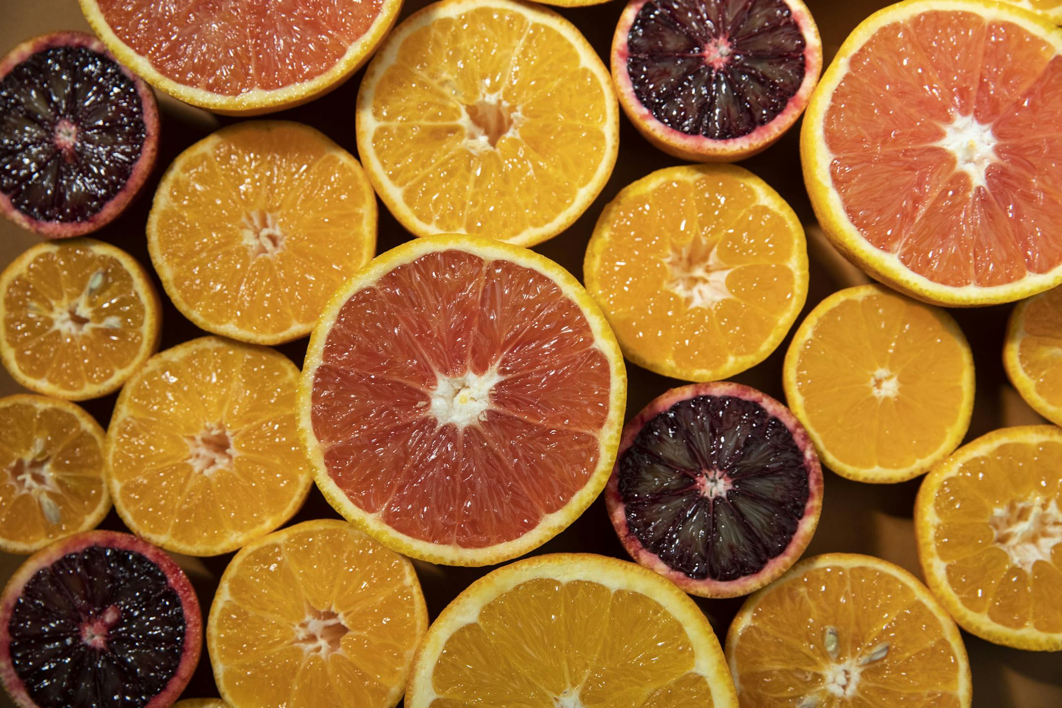 It's citrus season, celebrated by taking a look at the various oranges that are filling produce sections in Twin Cities supermarkets. Photographed on Friday, January 4, 2019. ] RENEE JONES SCHNEIDER &#x2022; renee.jones@startribune.com