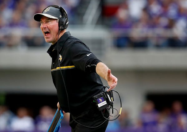 Vikings head coach Mike Zimmer was displeased with a call in the second quarter.