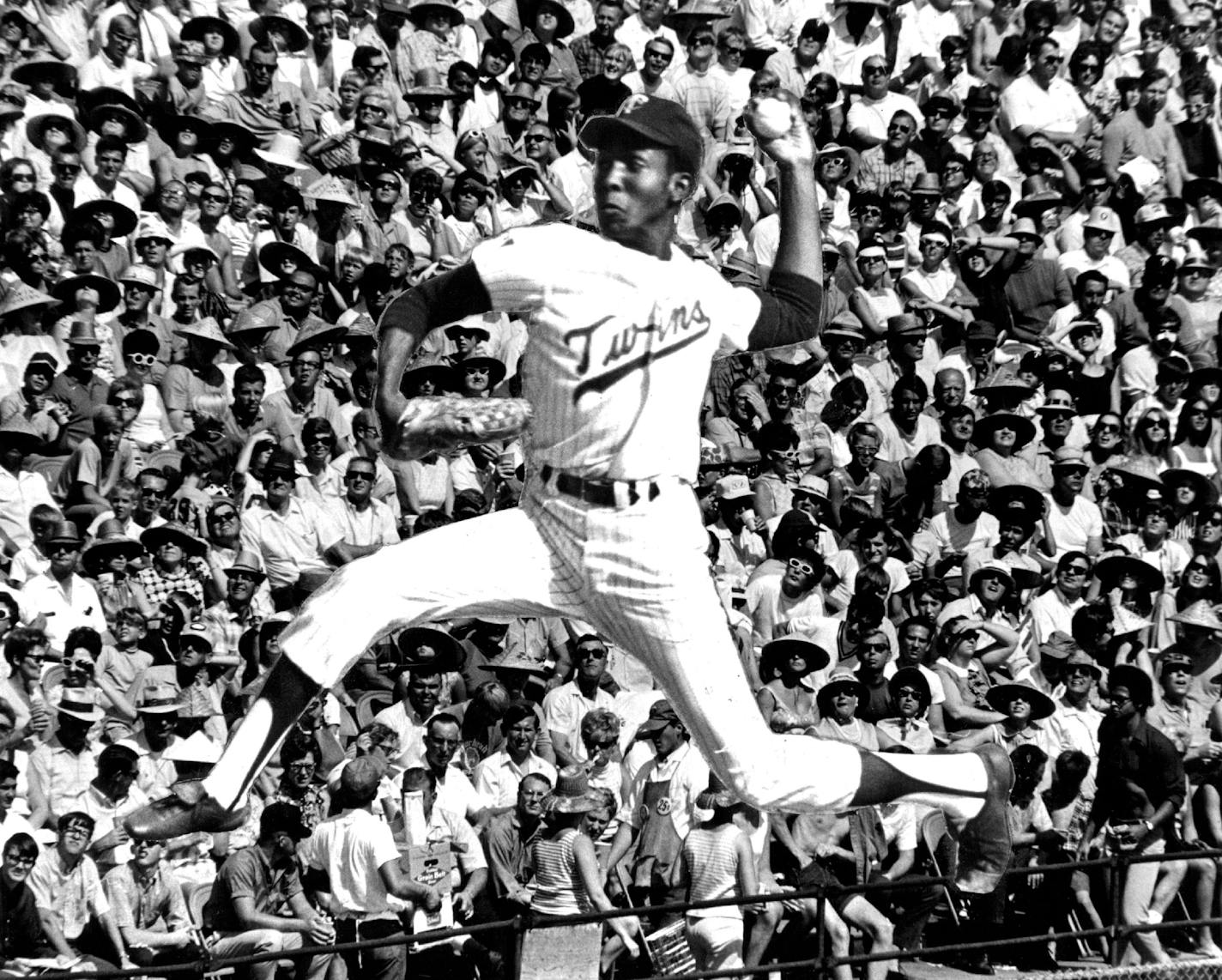 August 25, 1969 Tom Hall Pitches Four-Hit 1-0 Victory As Twin Season Reaches 1,013,546 At The Met, Crowd Of 31,441 Brings weekend total to 102,629 for sweep over New York; Twins pass million mark ninth straight year William Seaman, Minneapolis Star Tribune