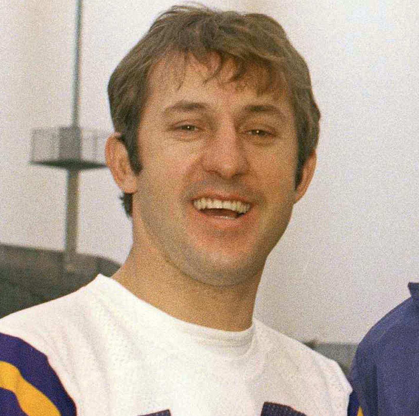 Fran Tarkenton (10) Minnesota Vikings quarterback with coach Bud Grant, Jan. 7, 1974. Location unknown. (AP Photo/Ferd Kaufman) ORG XMIT: APHS445626