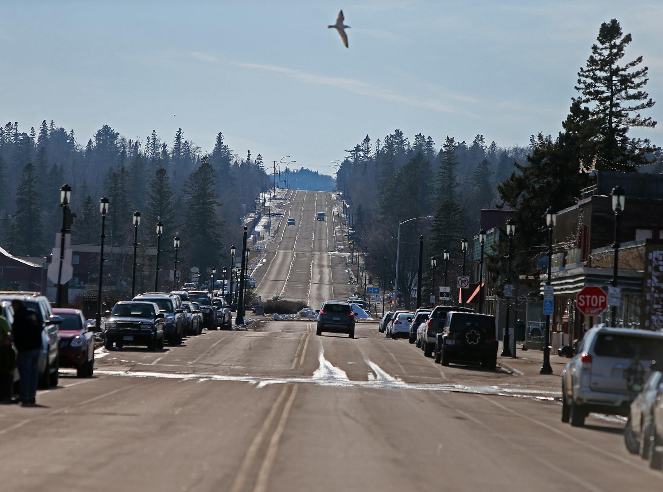 Signs of Spring were evident with the melting snow and ice, Sunday, April 27, 2014 in Grand Marais, MN. ] (ELIZABETH FLORES/STAR TRIBUNE) ELIZABETH FLORES • eflores@startribune.com